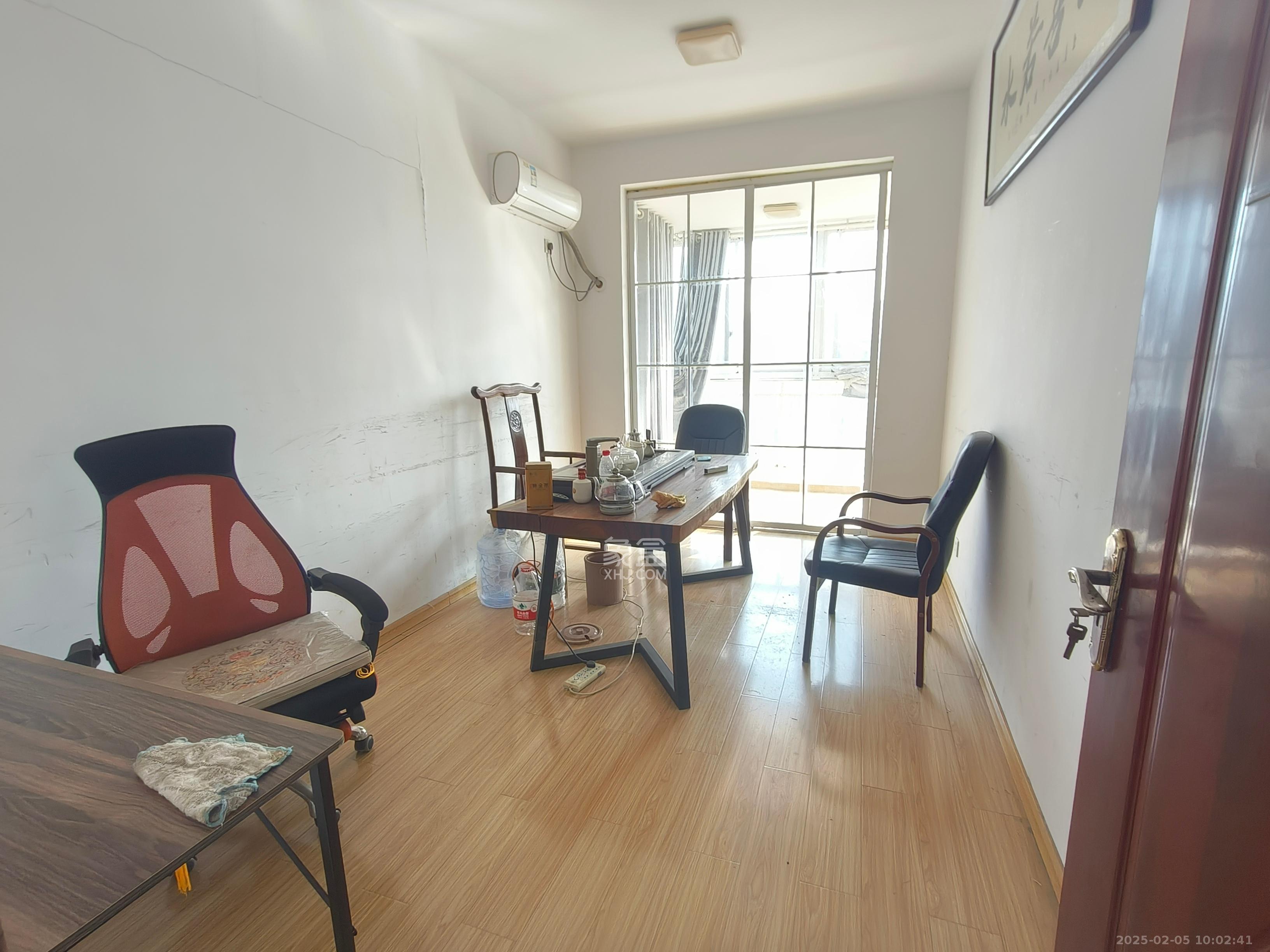 德泽苑  3室2厅2卫    2200.0元/月 德泽苑  3室2厅2卫    2200.0元/月室内图