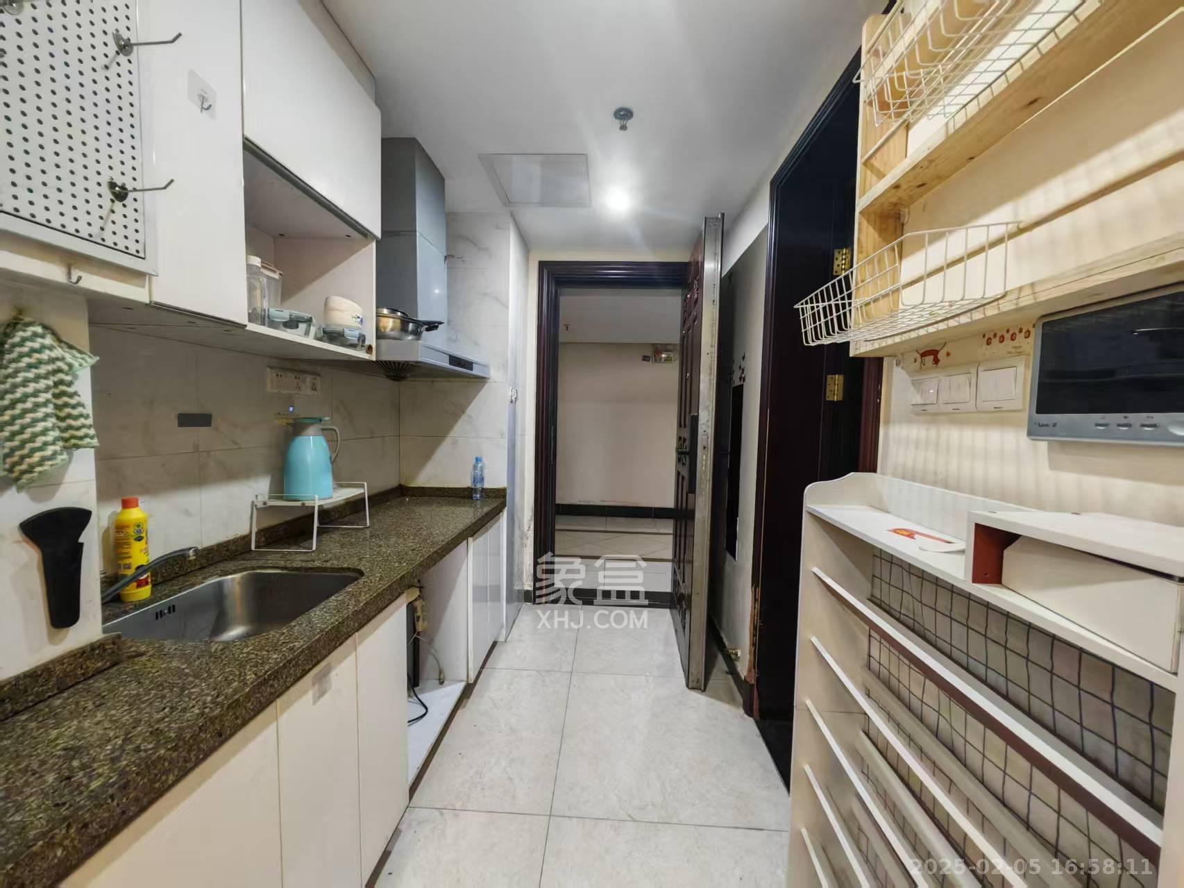 恒大御景湾 1室1厅1卫 1600.0元/月 恒大御景湾 1室1厅1卫 1600.0元/月室内图