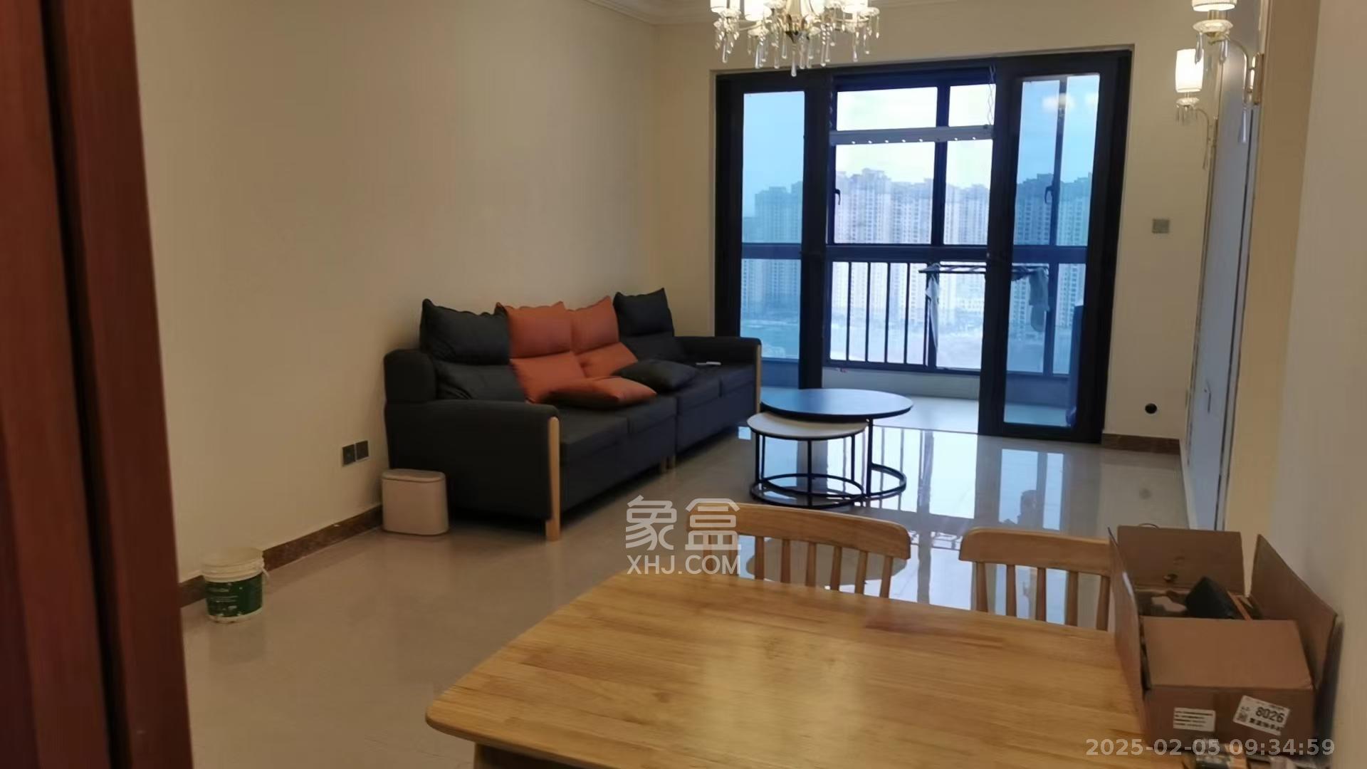 恒大文化旅游城A区  3室1厅2卫    1800.0元/月 恒大文化旅游城A区  3室1厅2卫    1800.0元/月室内图