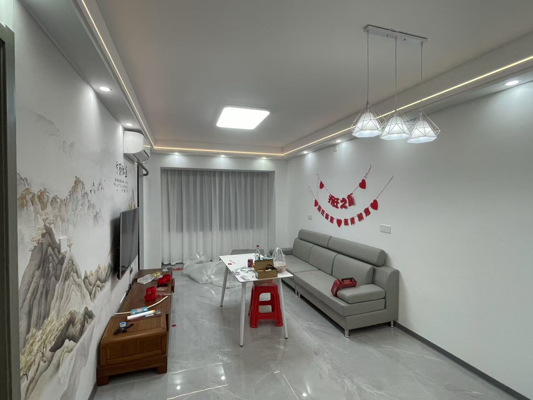 吾悦广场 2室1厅1卫 1500.0元/月 吾悦广场 2室1厅1卫 1500.0元/月室内图