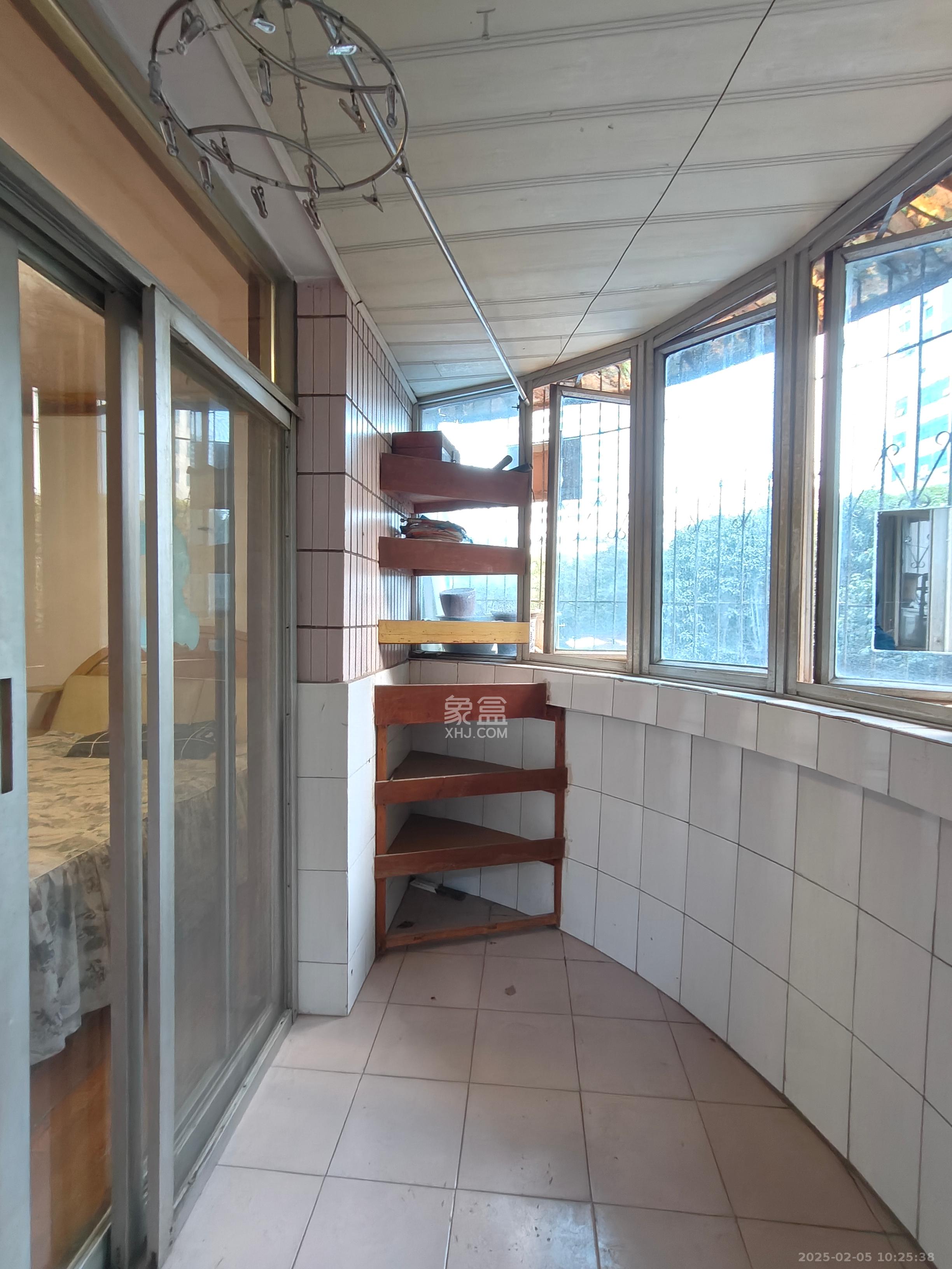 城市花园  2室1厅2卫    2500.0元/月 城市花园  2室1厅2卫    2500.0元/月室内图