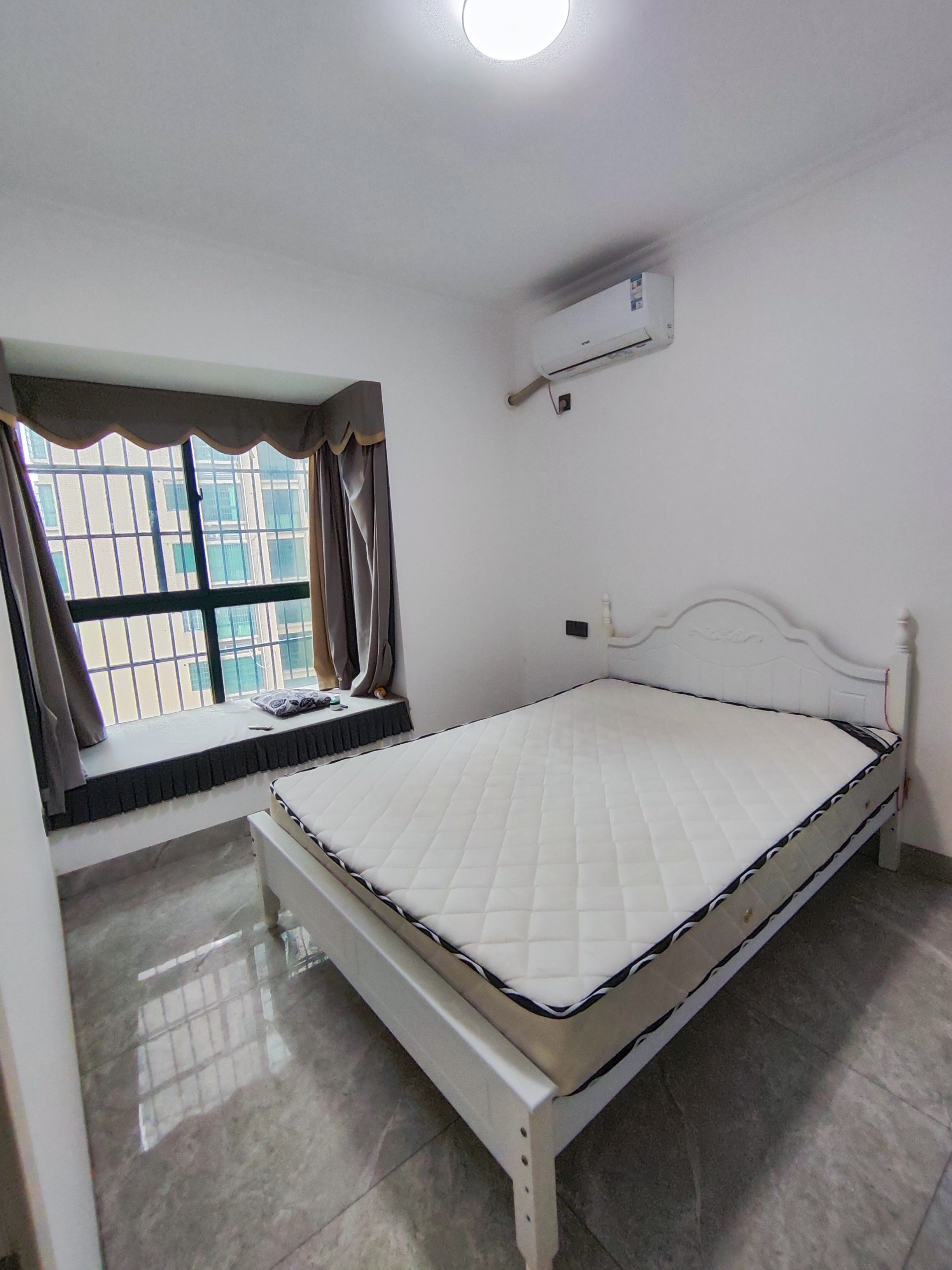 湘粤名城 3室2厅2卫 2500.0元/月 湘粤名城 3室2厅2卫 2500.0元/月室内图