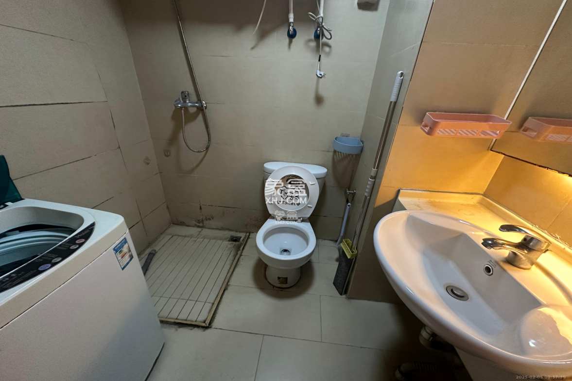 万科金色家园 1室1厅1卫 1200.0元/月 万科金色家园 1室1厅1卫 1200.0元/月室内图