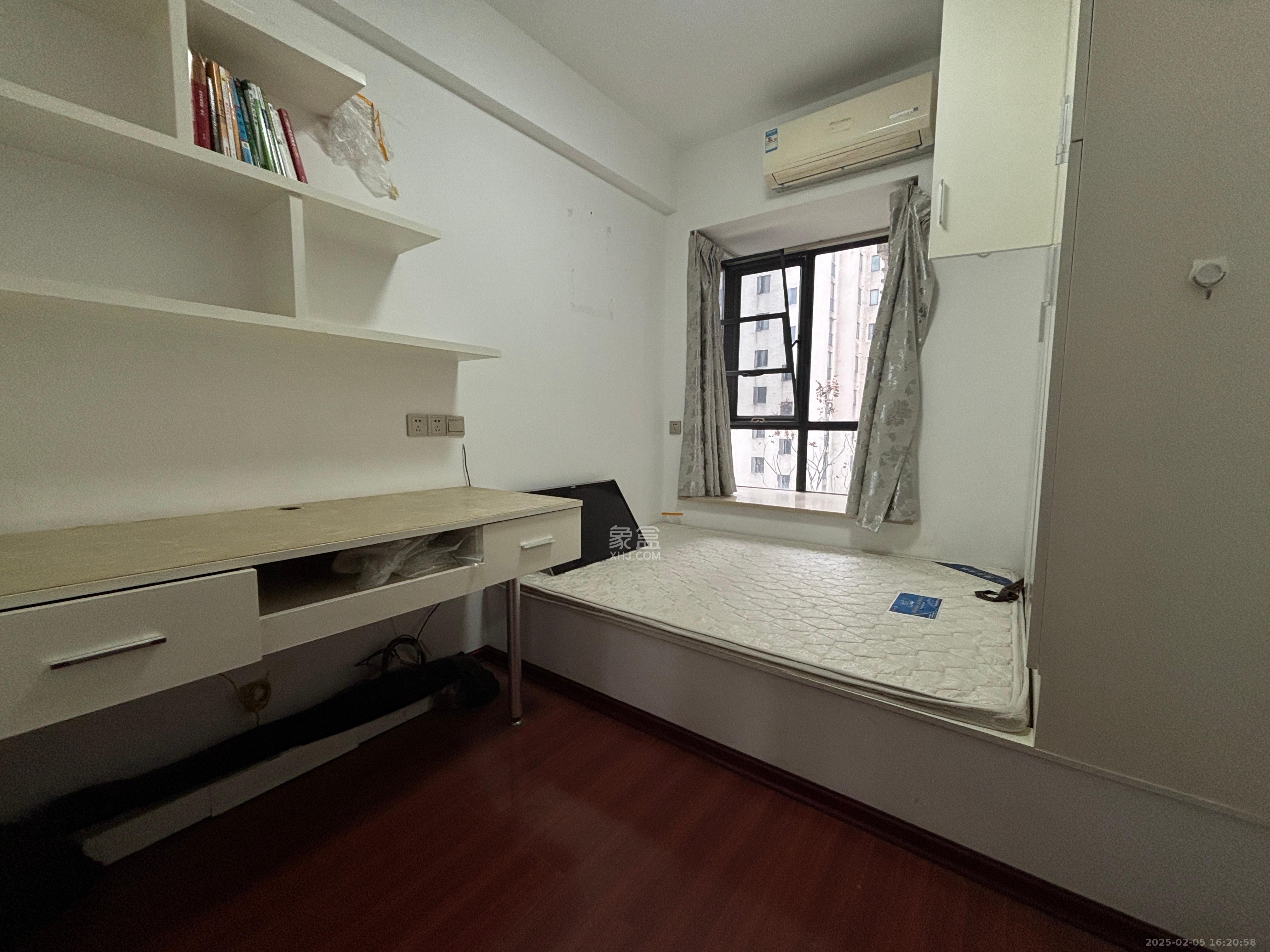 莱茵城 2室2厅1卫 2100.0元/月 莱茵城 2室2厅1卫 2100.0元/月室内图