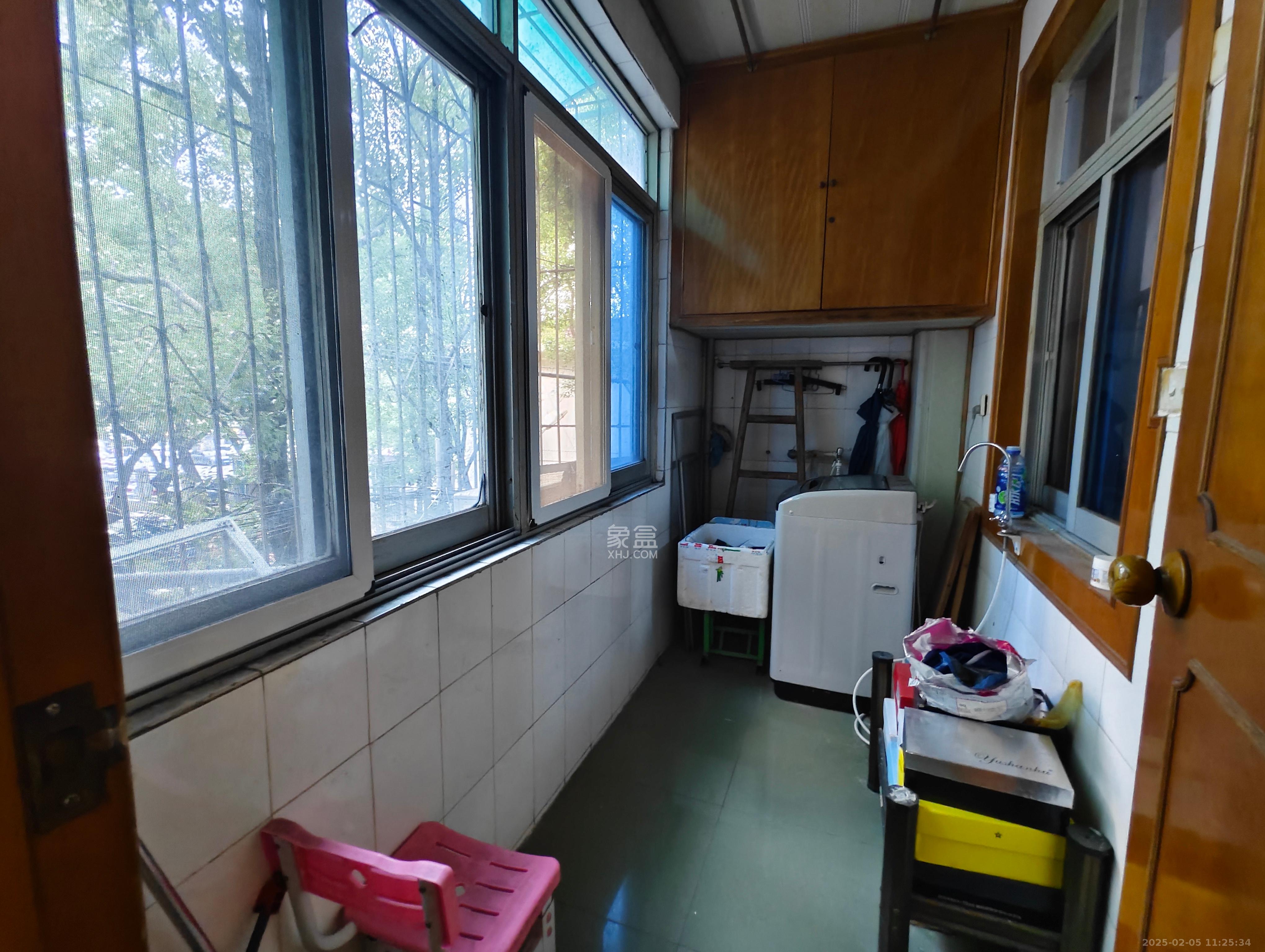 芙蓉区政府机关宿舍  1室0厅0卫   1600.00元/月室内图