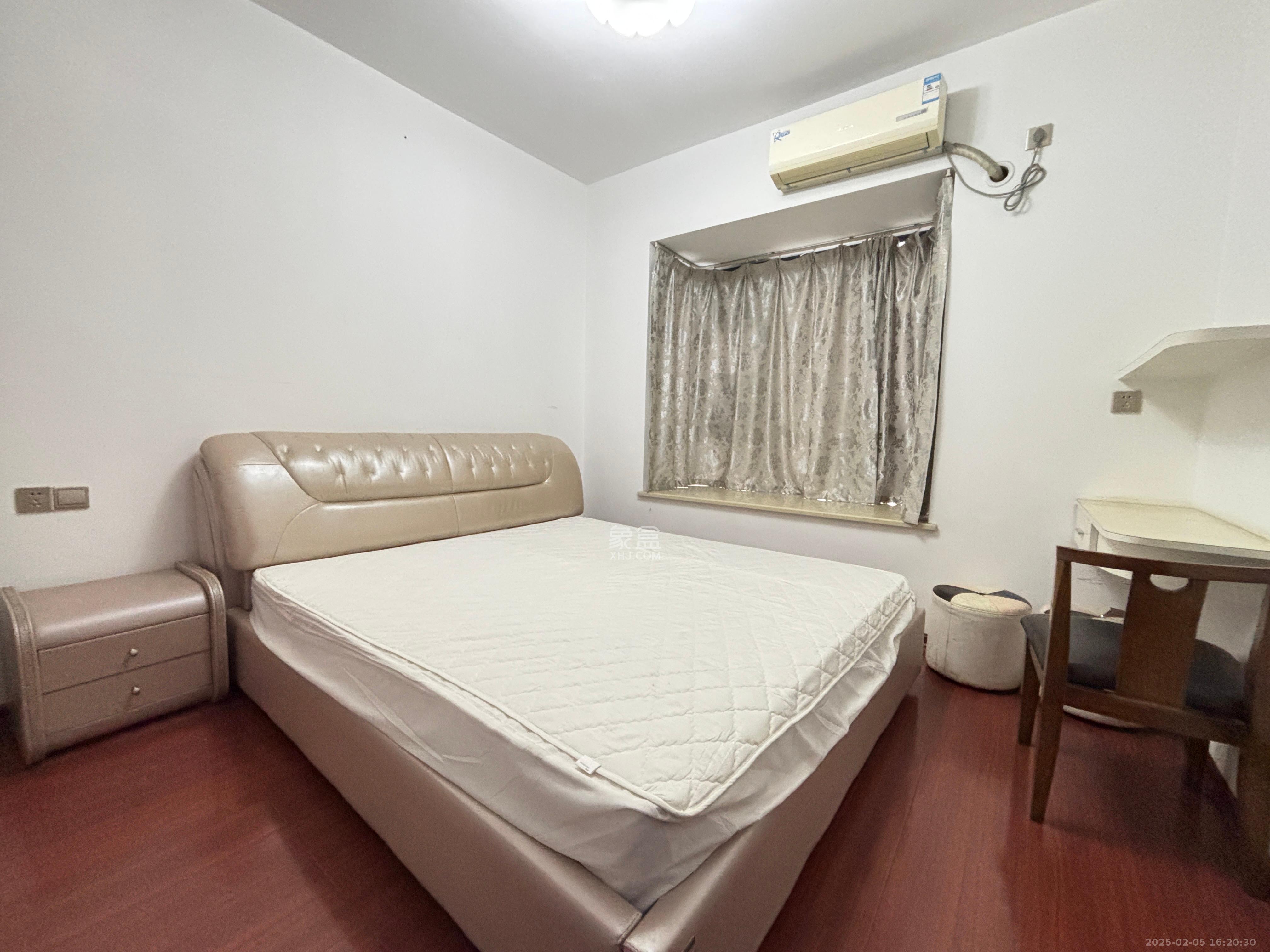 莱茵城 2室2厅1卫 2100.0元/月 莱茵城 2室2厅1卫 2100.0元/月室内图