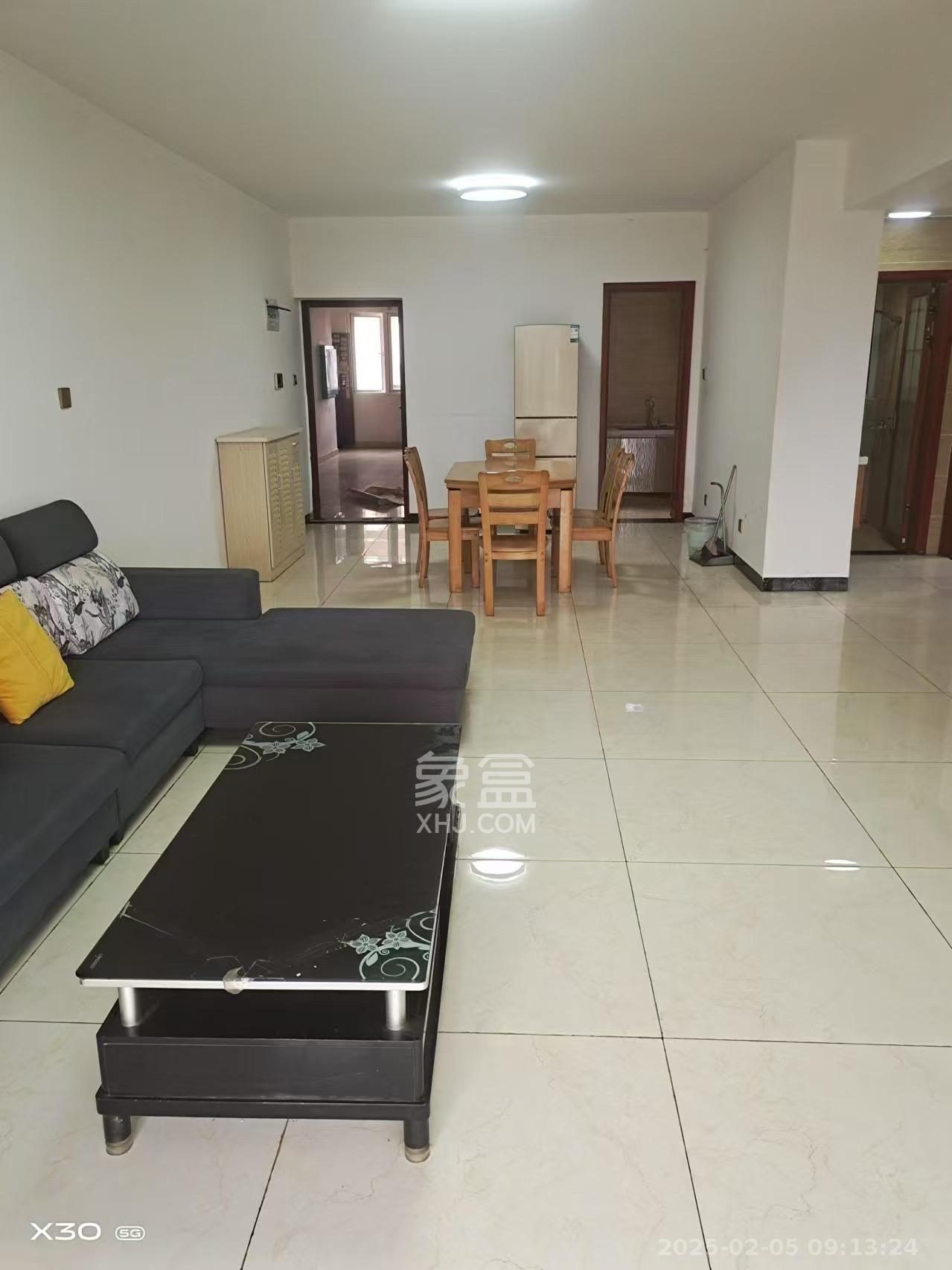 桥头家苑一期  3室2厅1卫    1600.0元/月 桥头家苑一期  3室2厅1卫    1600.0元/月室内图