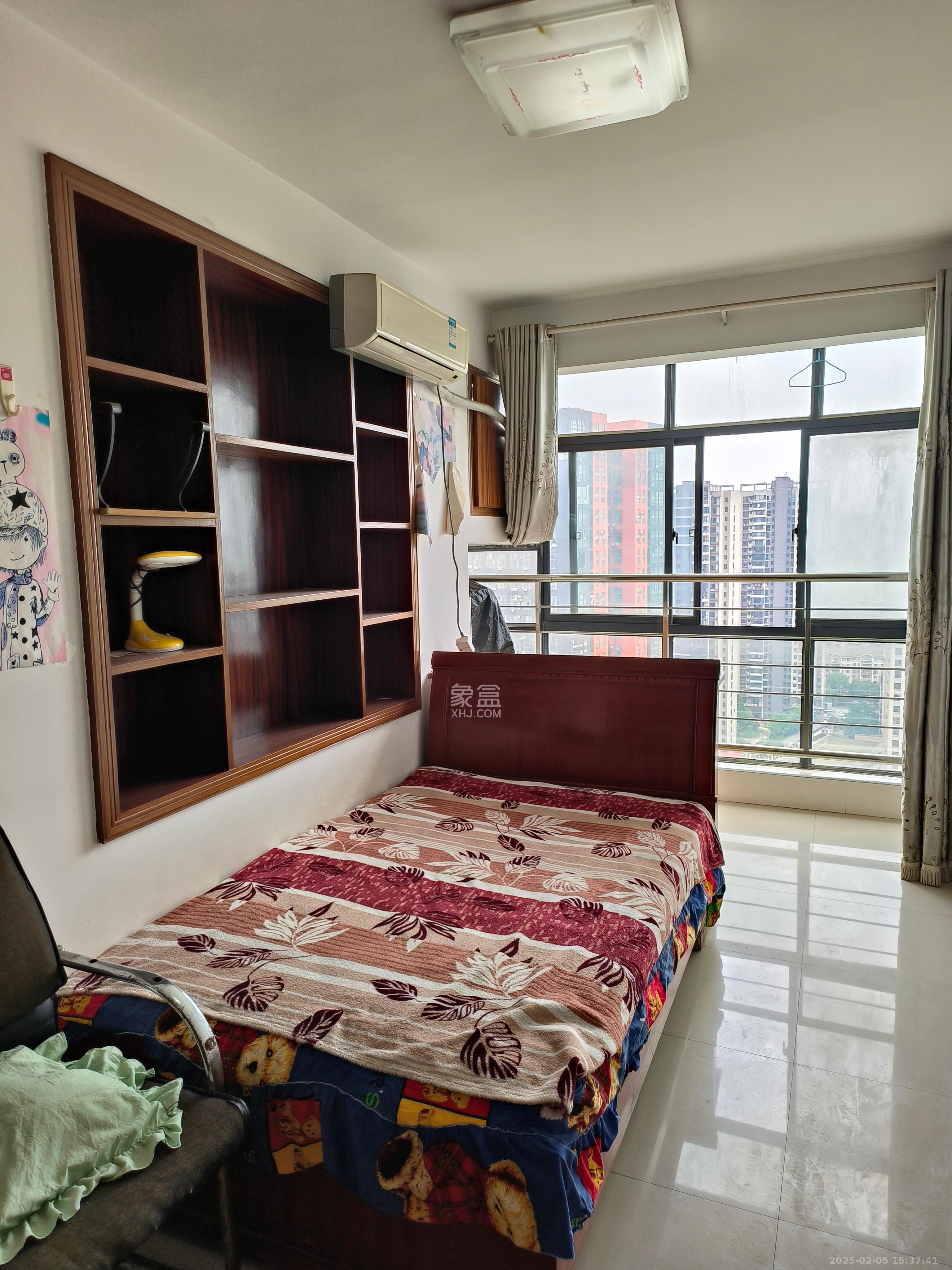 融橙上品  3室2厅1卫   1800.00元/月室内图