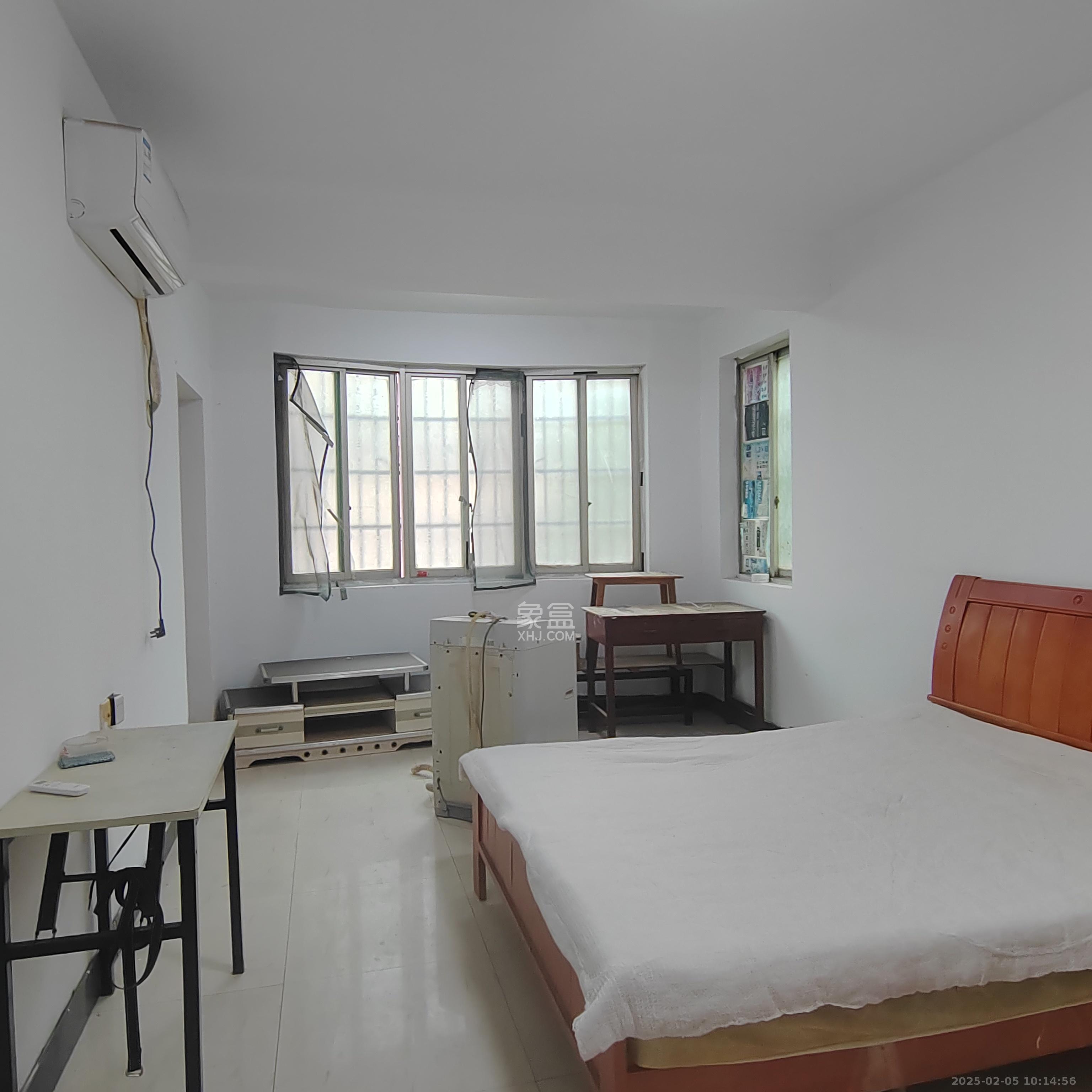 中南汽车世界 2室1厅1卫 1250.0元/月 中南汽车世界 2室1厅1卫 1250.0元/月室内图