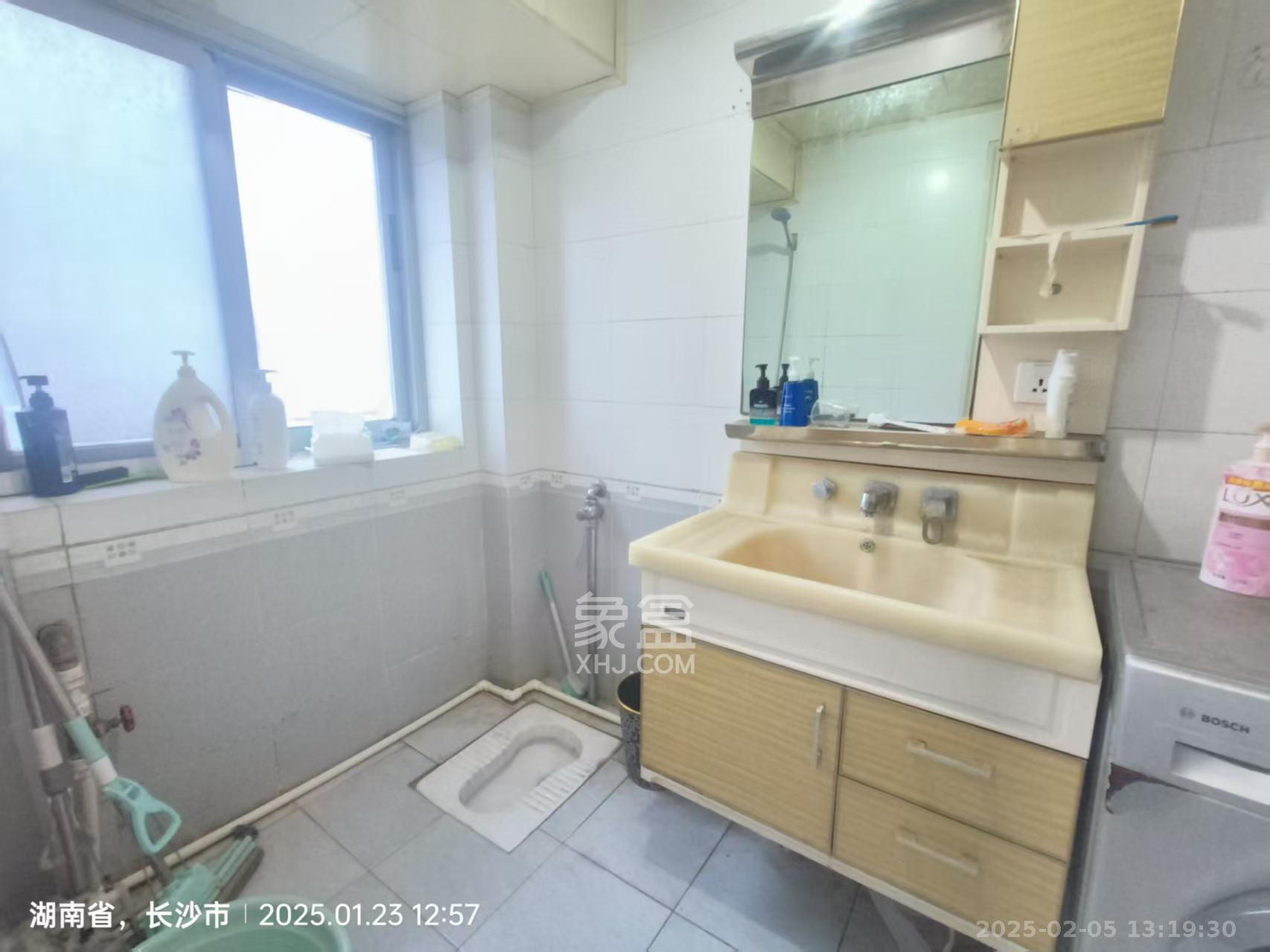 湖南第六工程有限公司机关小区（六公司机关大院）  3室1厅1卫   2600.00元/月室内图