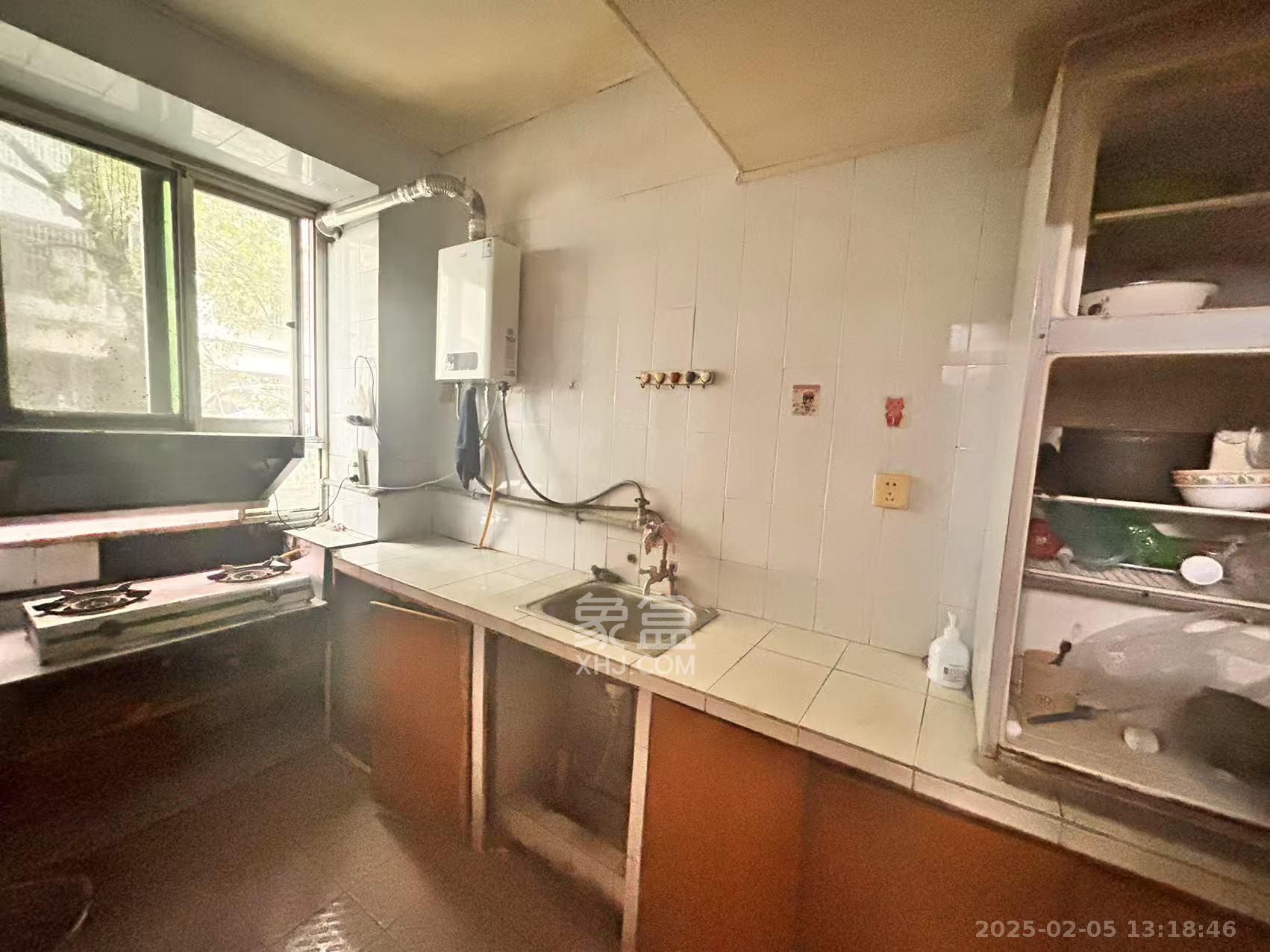 湖开小区(湖南开关厂宿舍)/南大桥社区 2室1厅1卫 1000.0元/月 湖开小区(湖南开关厂宿舍)/南大桥社区 2室1厅1卫 1000.0元/月室内图