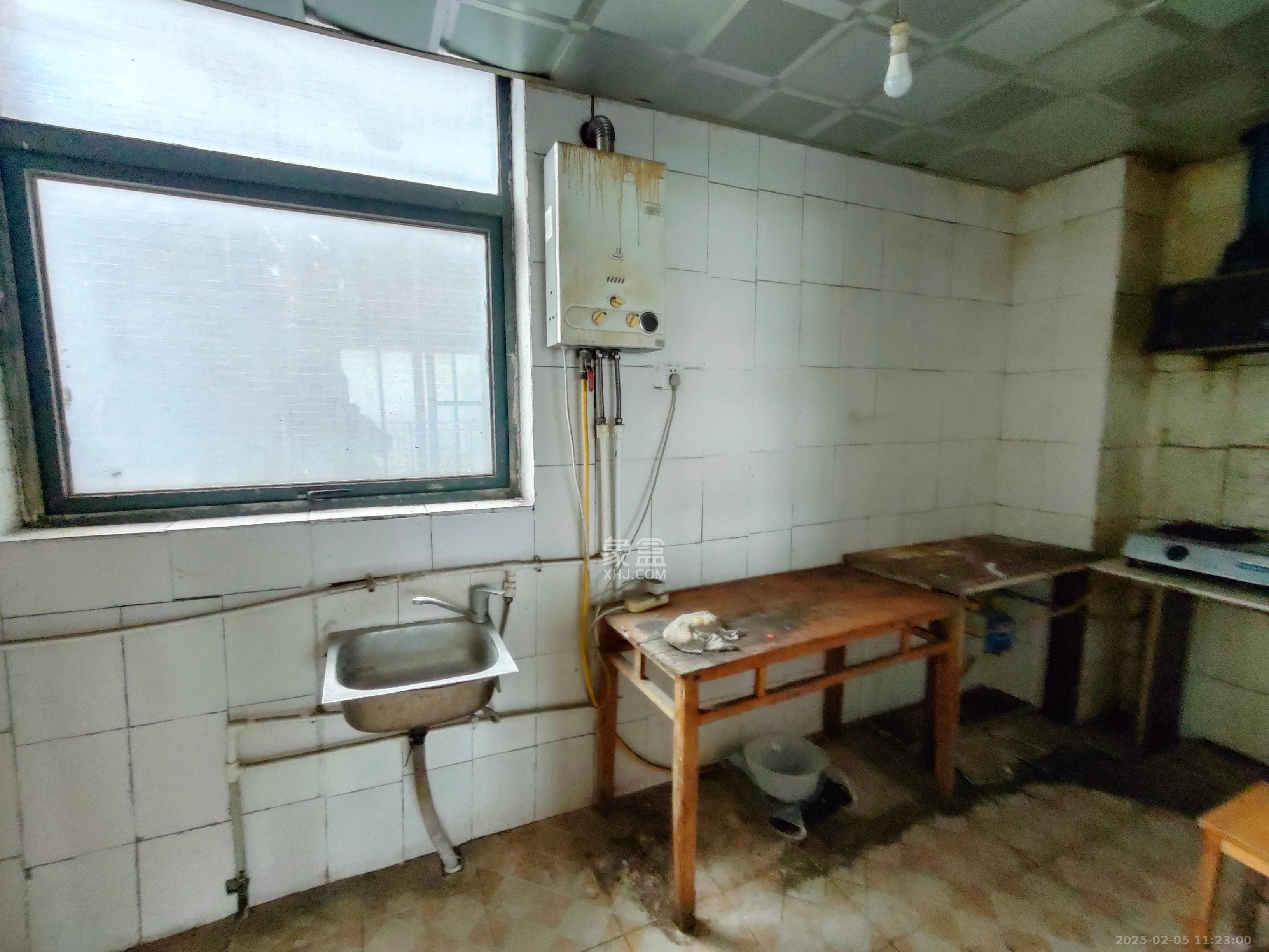 麓谷公馆(涉外国际公馆) 2室2厅1卫 1700.0元/月 麓谷公馆(涉外国际公馆) 2室2厅1卫 1700.0元/月室内图