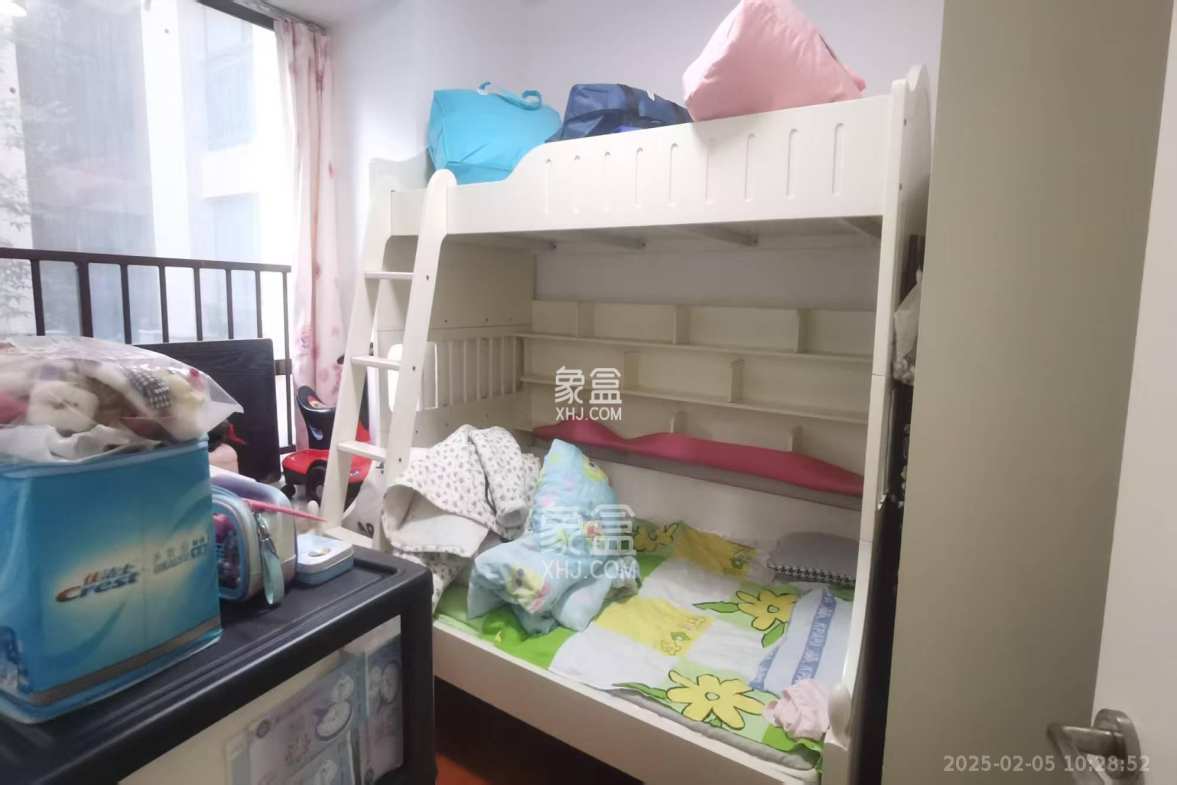 江山帝景雅典  3室2厅1卫    1800.0元/月 江山帝景雅典  3室2厅1卫    1800.0元/月室内图