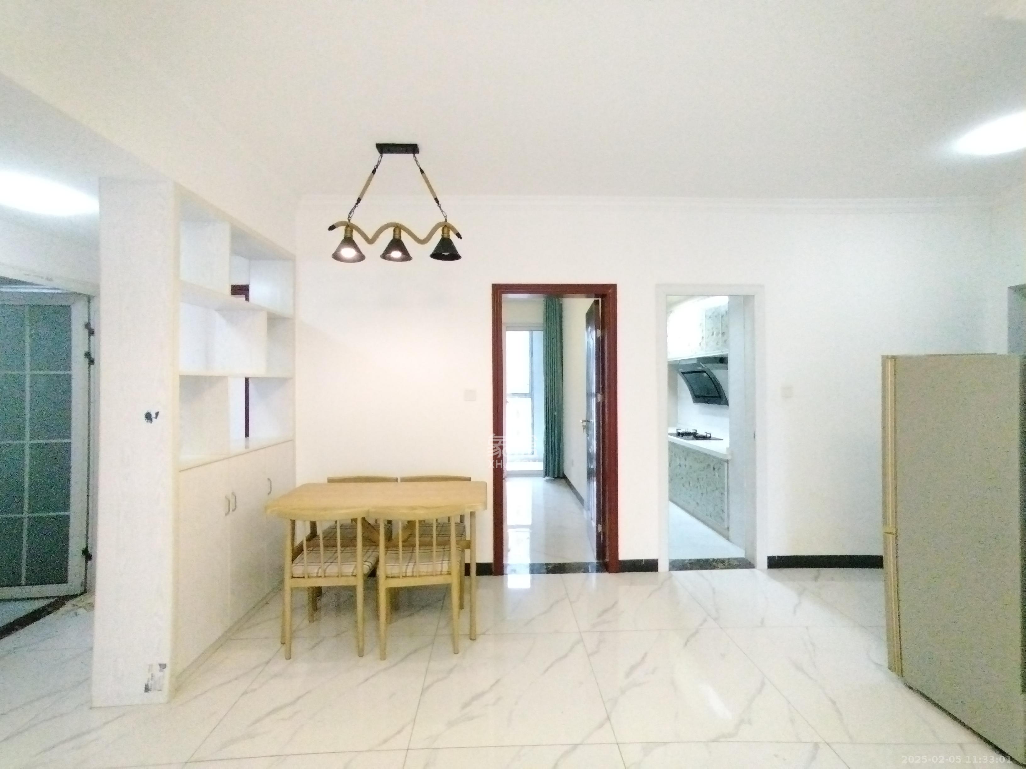 荣盛花语城 3室2厅1卫 1650.0元/月 荣盛花语城 3室2厅1卫 1650.0元/月室内图