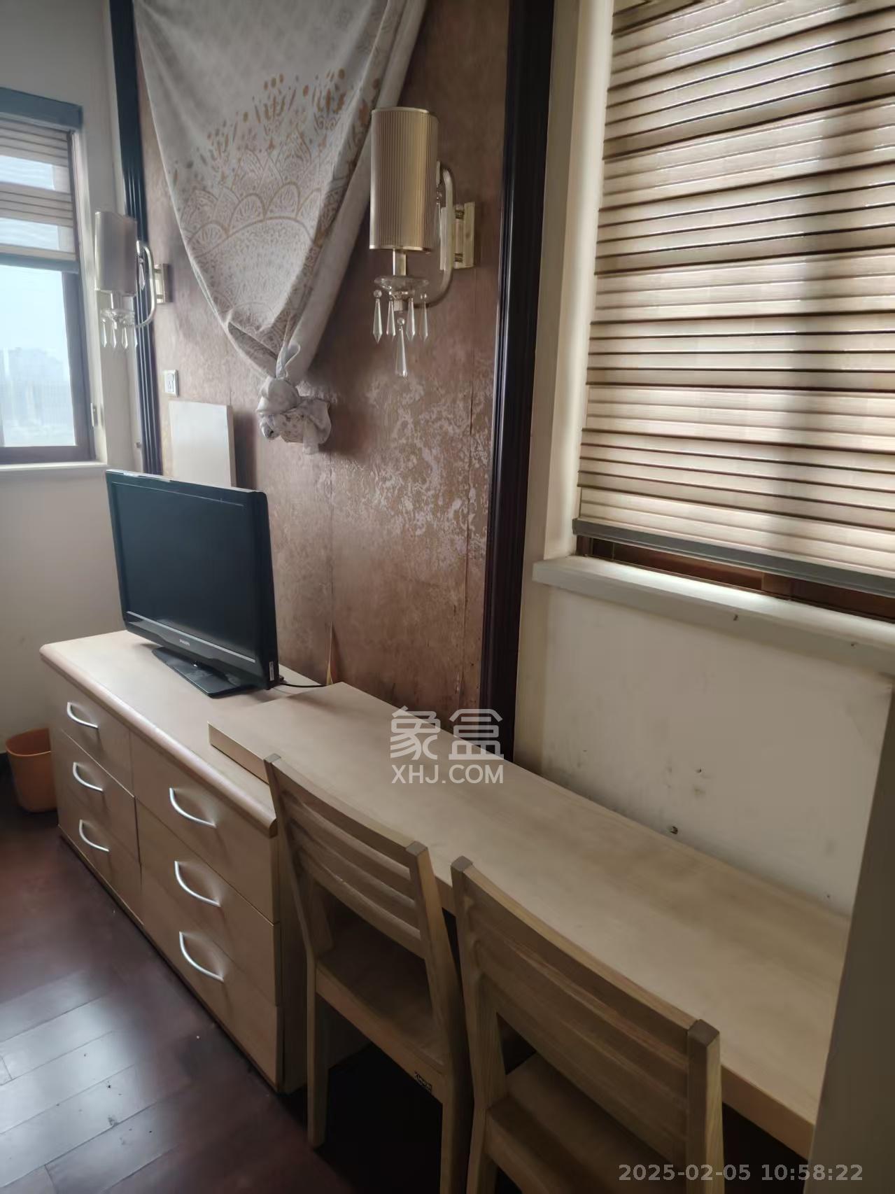 恒大御景半岛湘江苑(恒大御景半岛一期) 1室1厅1卫 1500.0元/月 恒大御景半岛湘江苑(恒大御景半岛一期) 1室1厅1卫 1500.0元/月室内图