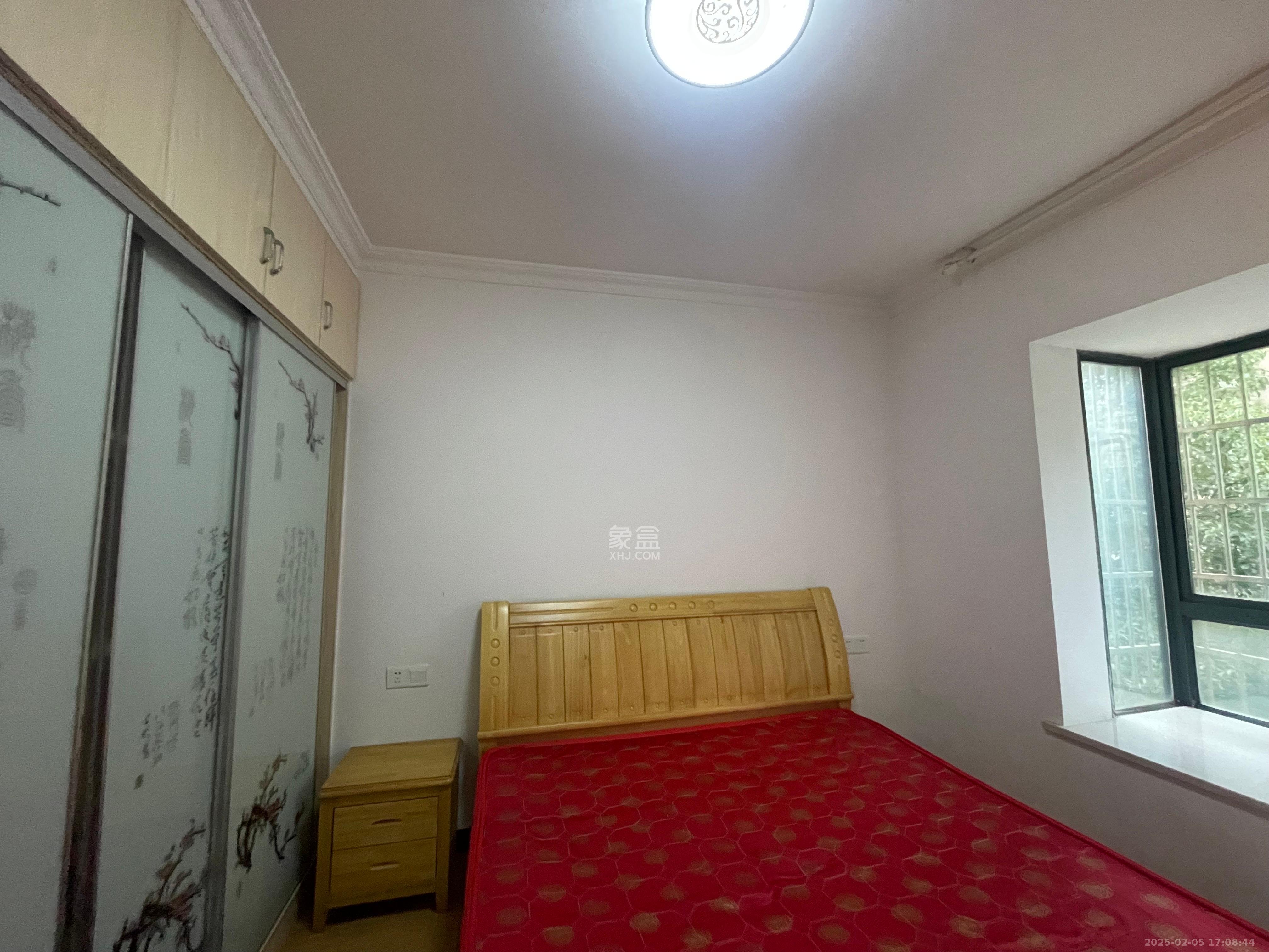 岳华嘉园 2室2厅1卫 2000.0元/月 岳华嘉园 2室2厅1卫 2000.0元/月室内图