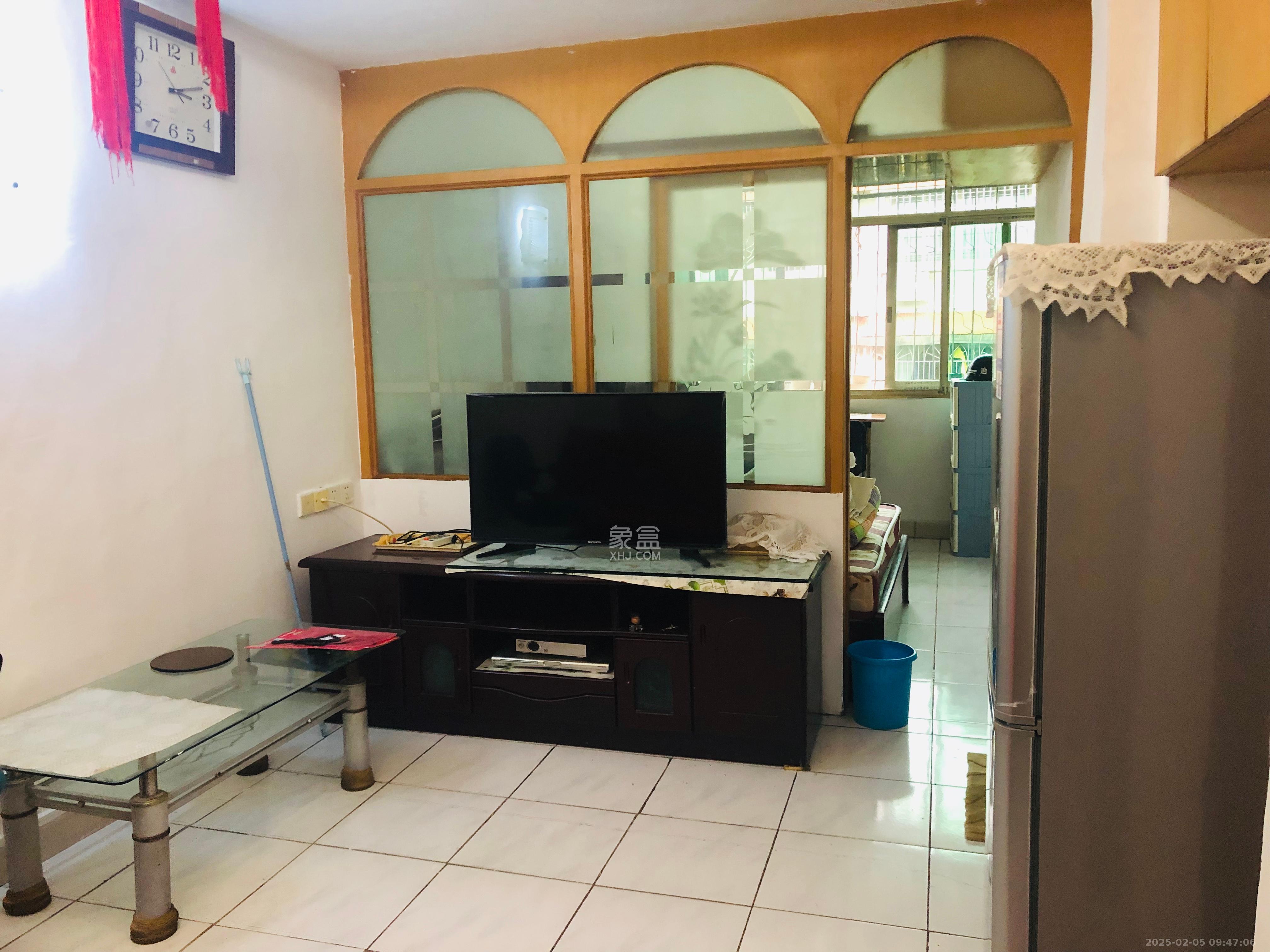 富雅里 1室1厅1卫 1200.0元/月 富雅里 1室1厅1卫 1200.0元/月室内图