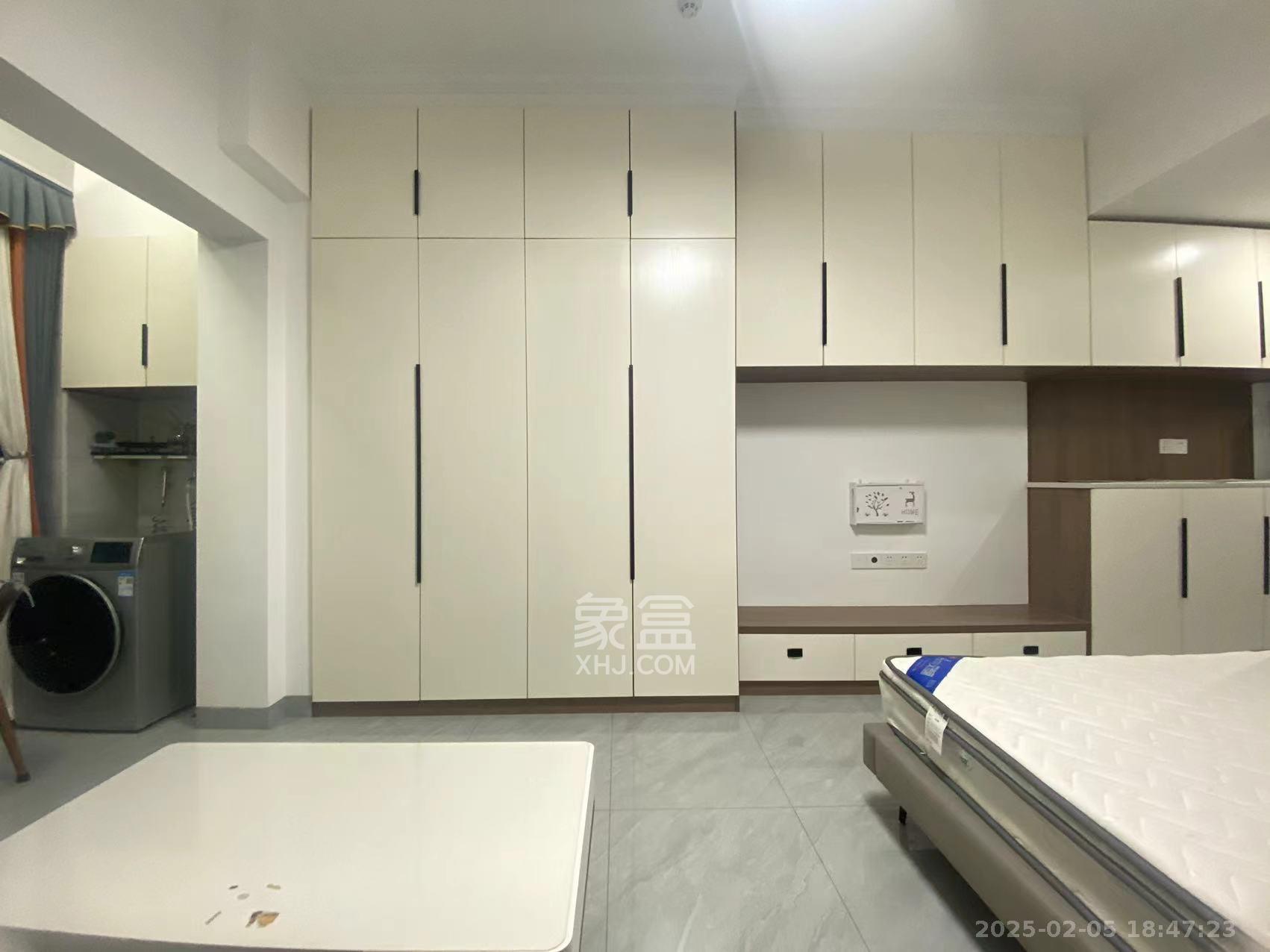 嘉雨兴园 1室1厅1卫 2000.0元/月 嘉雨兴园 1室1厅1卫 2000.0元/月室内图