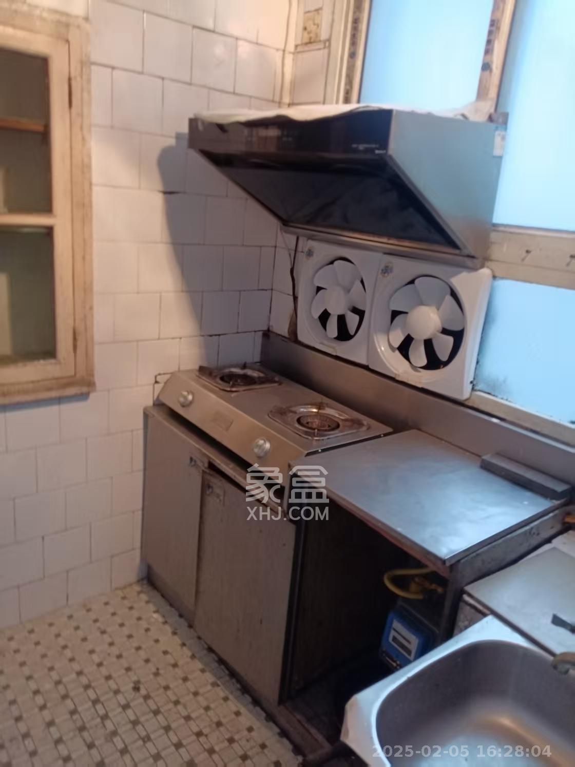 蚌塘小区 1室0厅0卫 1200.0元/月 蚌塘小区 1室0厅0卫 1200.0元/月室内图