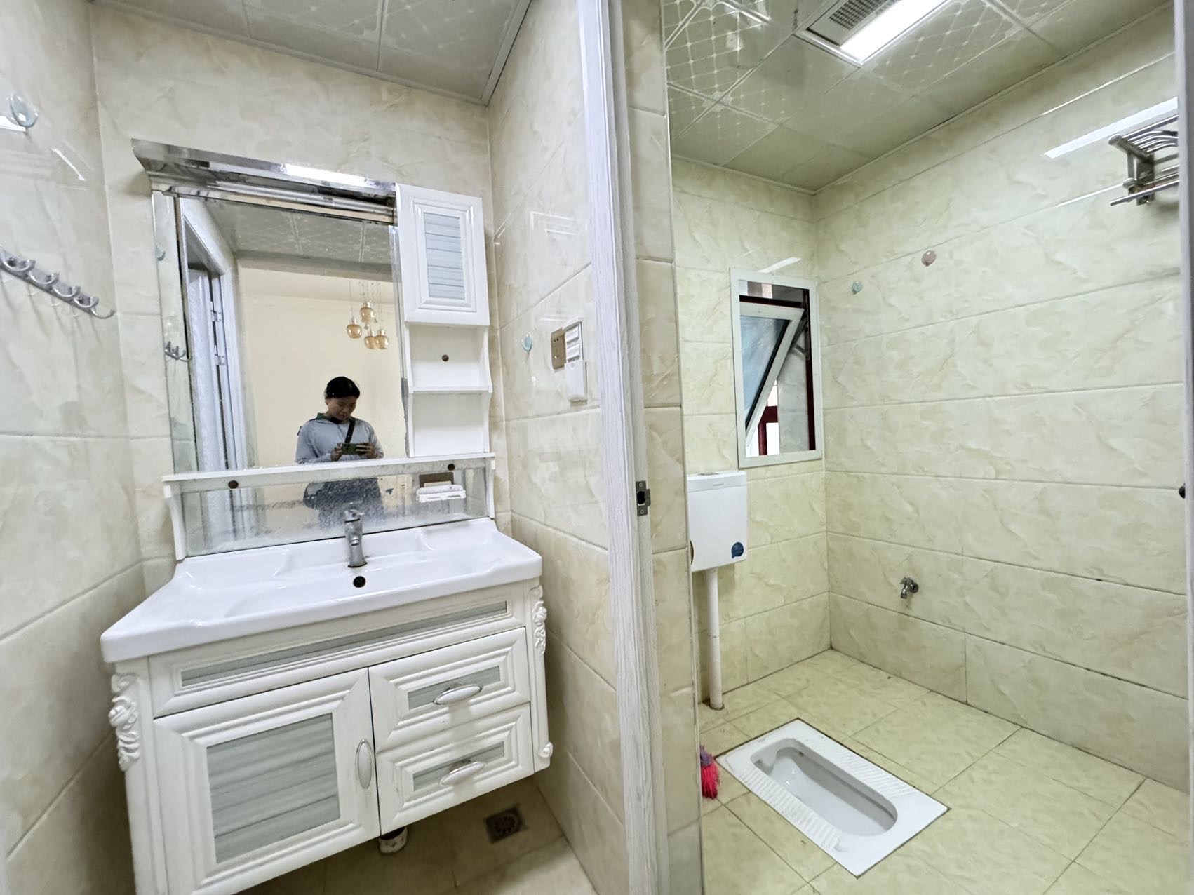 特变水木融城  1室0厅0卫   2000.00元/月室内图