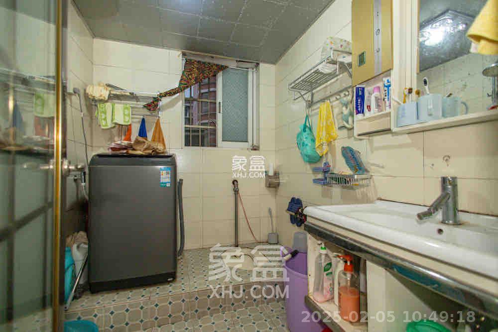 山水人家一二期 3室2厅1卫 2200.0元/月 山水人家一二期 3室2厅1卫 2200.0元/月室内图