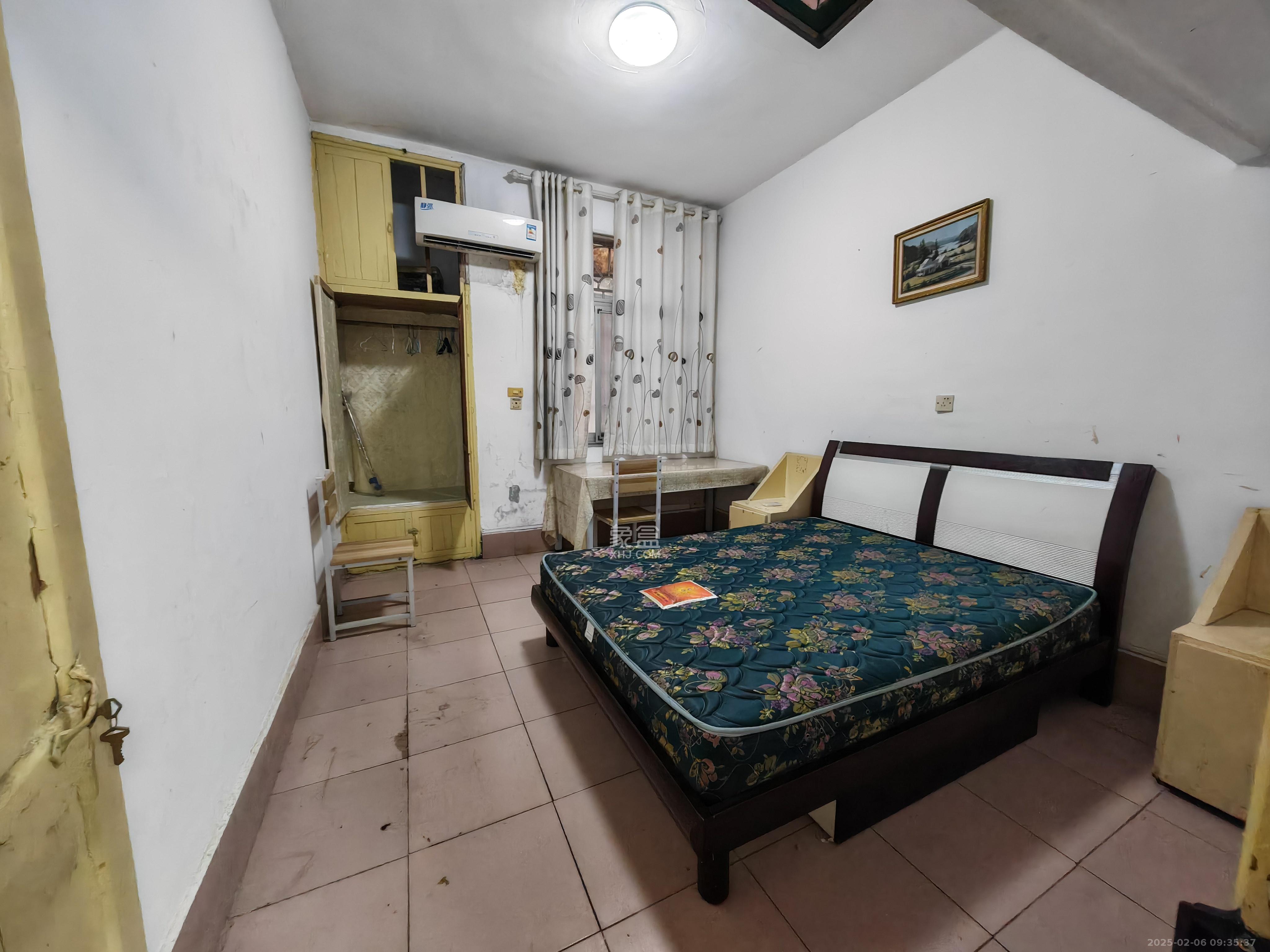 湘农桥社区  2室2厅1卫    1600.0元/月 湘农桥社区  2室2厅1卫    1600.0元/月室内图