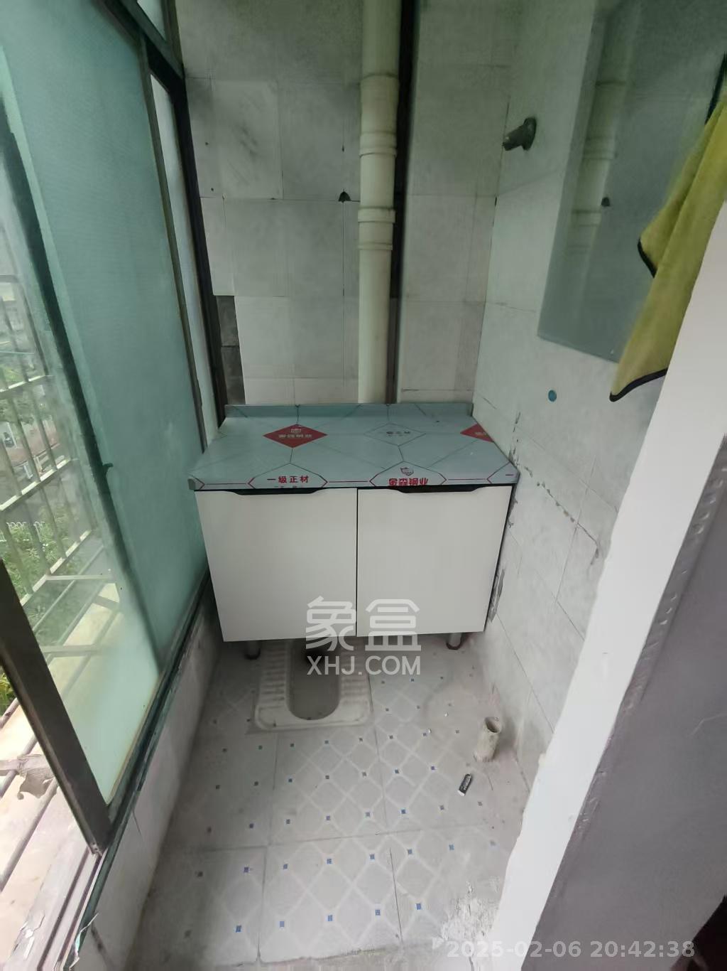 润泽园  1室1厅1卫    700.0元/月 润泽园  1室1厅1卫    700.0元/月室内图