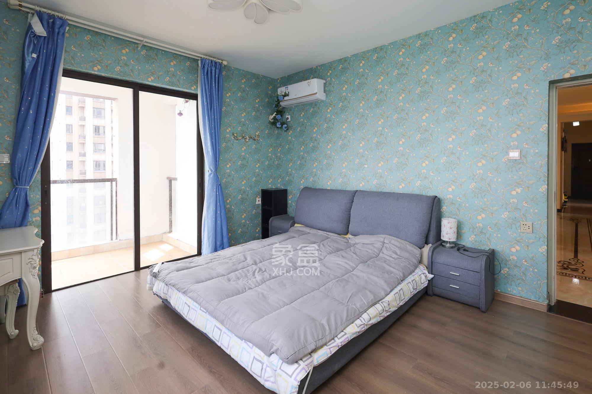 世茂外滩里(世茂铂翠湾三期)  4室2厅2卫    5000.0元/月 世茂外滩里(世茂铂翠湾三期)  4室2厅2卫    5000.0元/月室内图