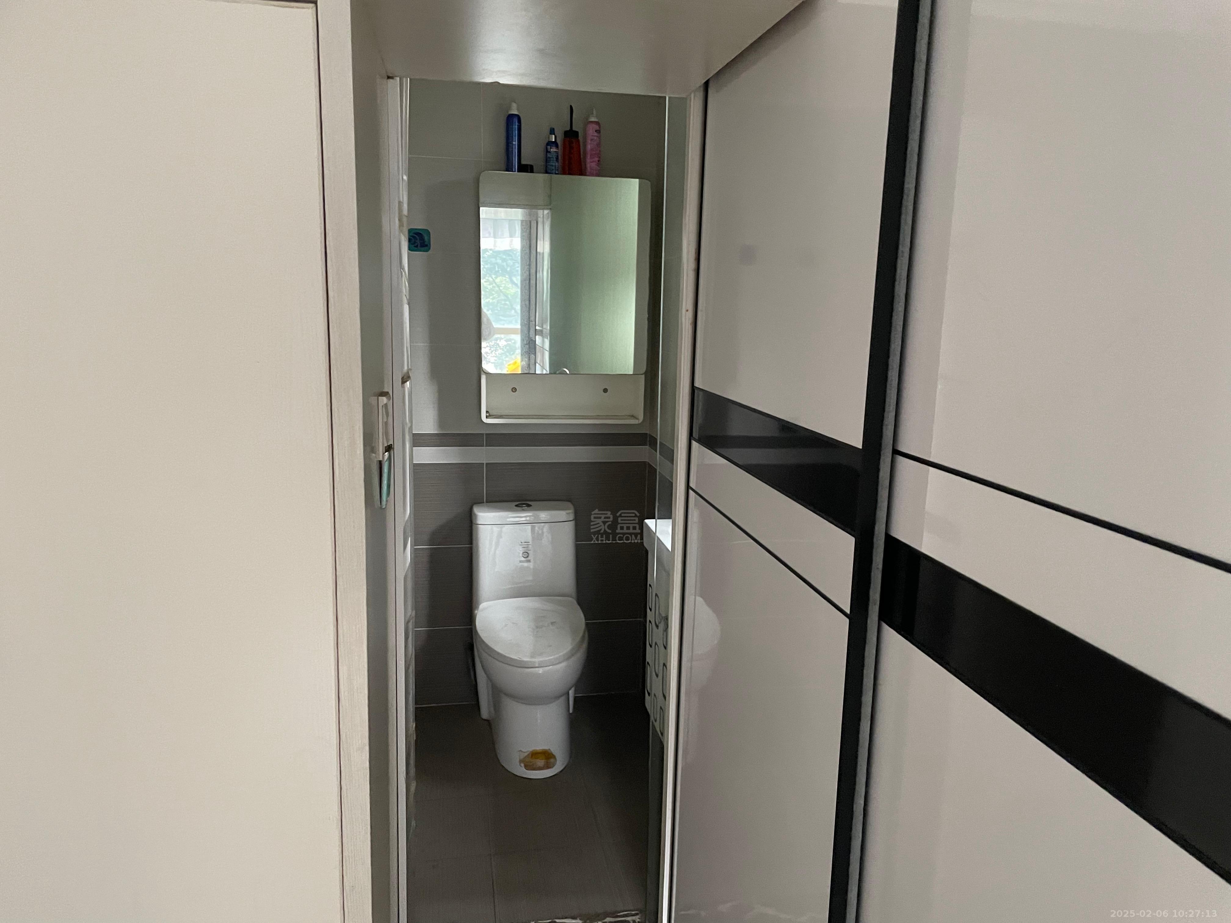 奥园广场 3室2厅2卫 2000.0元/月 奥园广场 3室2厅2卫 2000.0元/月室内图