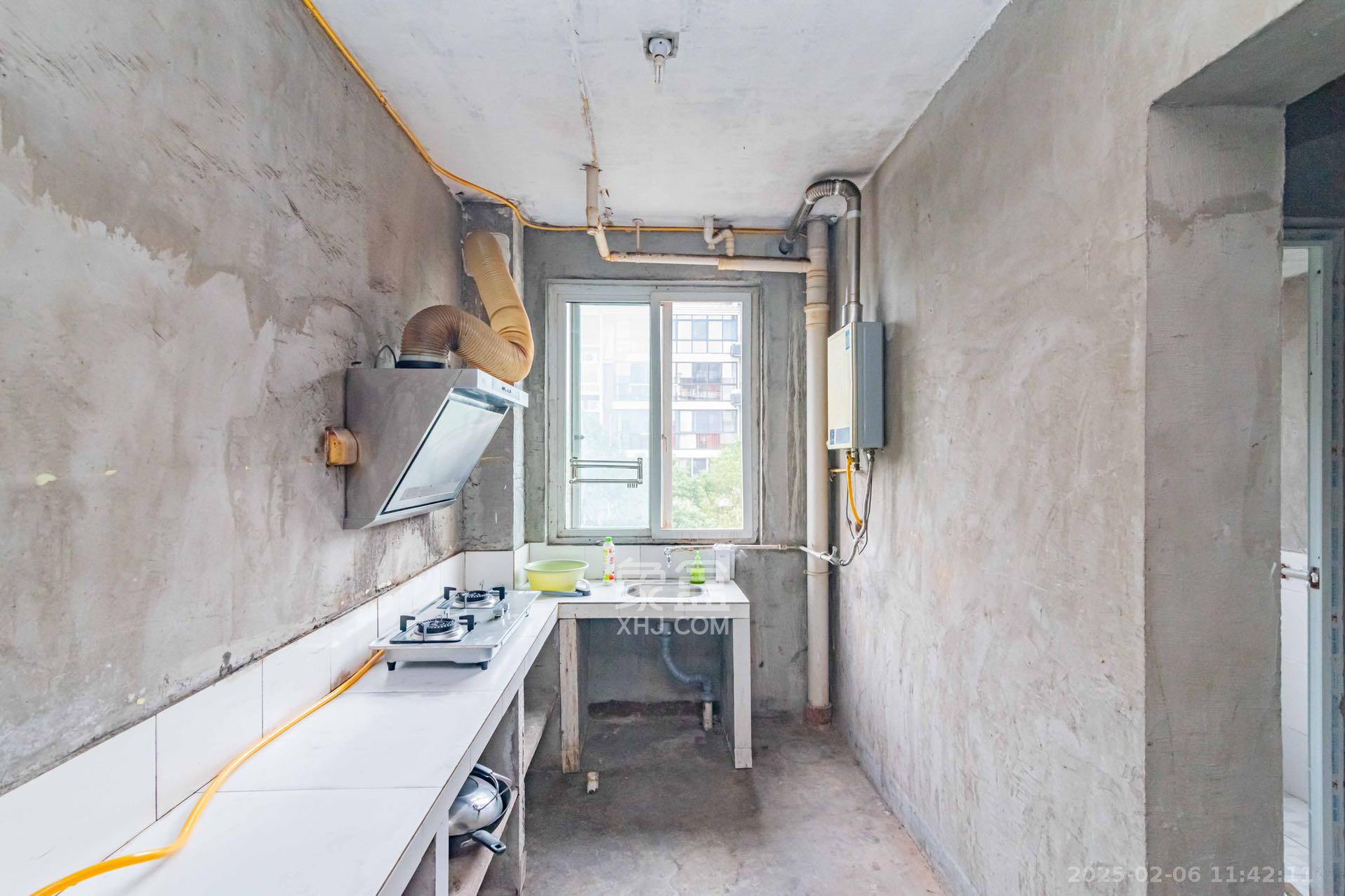 学府华庭 3室2厅2卫 1200.0元/月 学府华庭 3室2厅2卫 1200.0元/月室内图