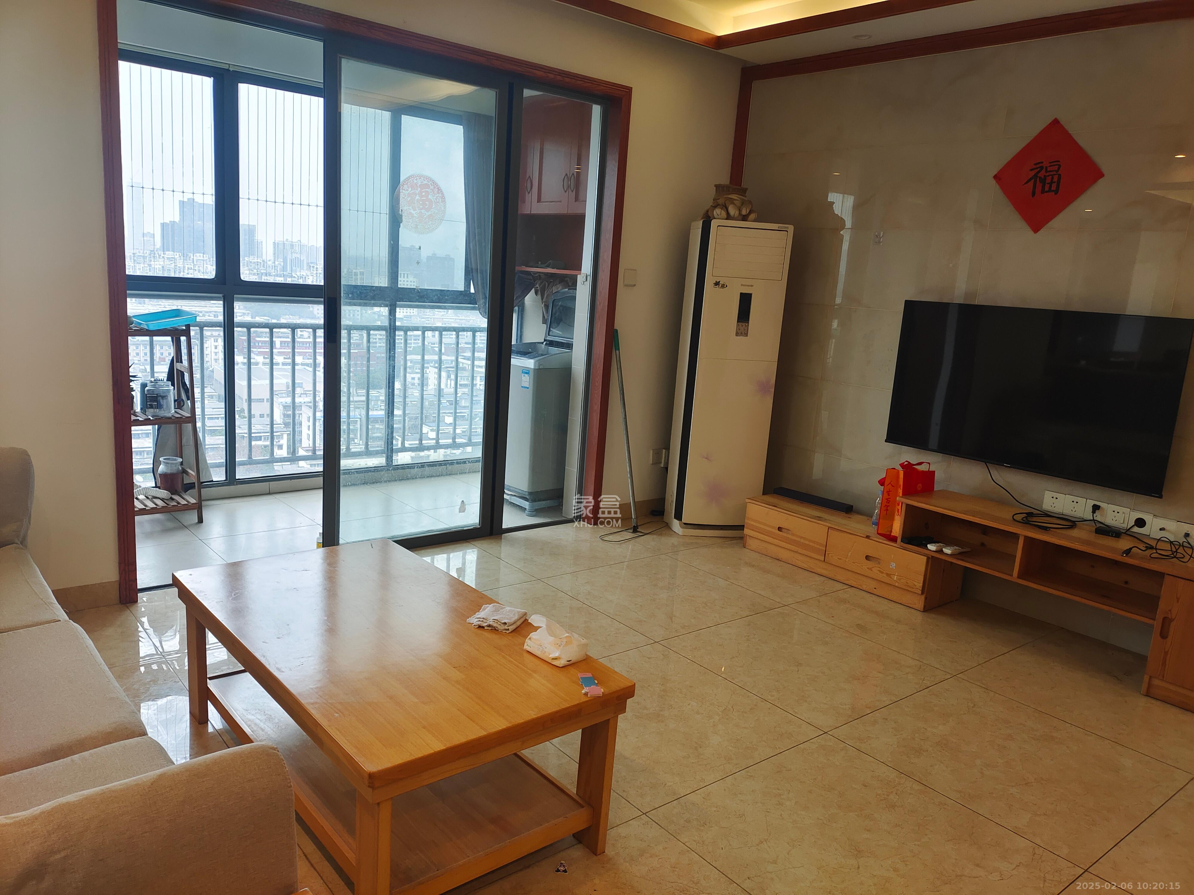 万博汇  3室2厅2卫   4500.00元/月