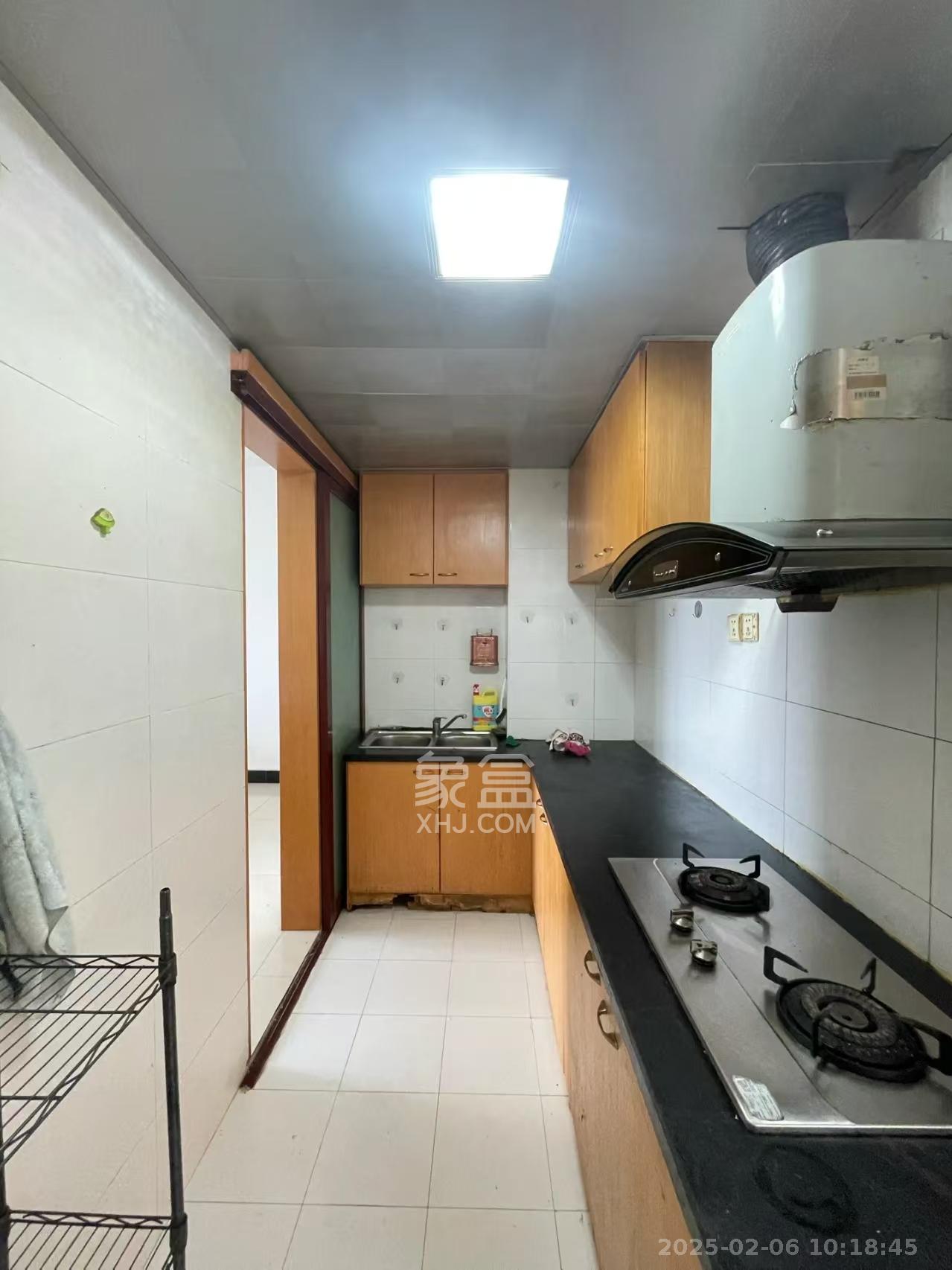 珈鼎城(泊富骊庭) 3室2厅1卫 1800.0元/月 珈鼎城(泊富骊庭) 3室2厅1卫 1800.0元/月室内图