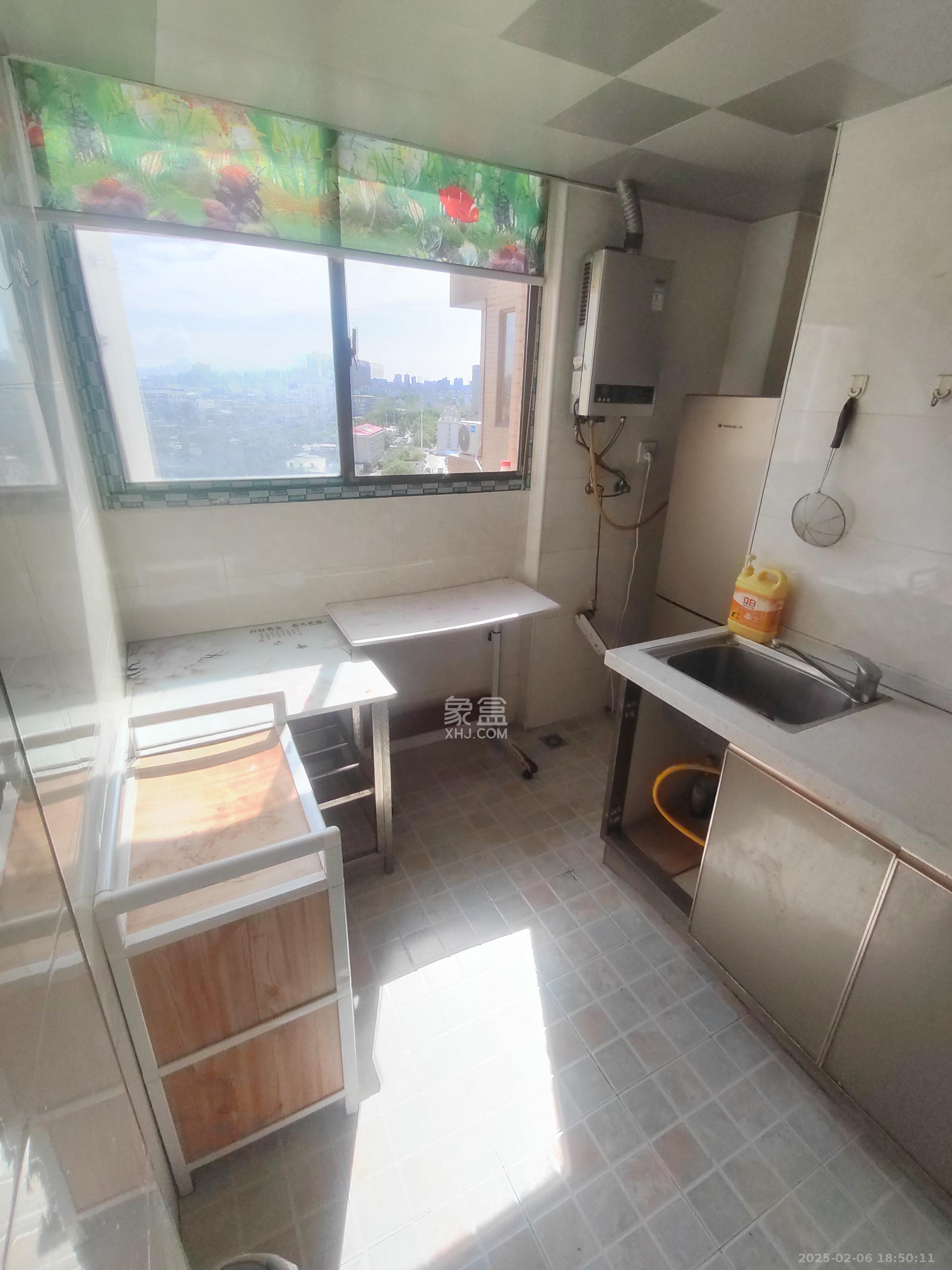 香樟鑫都 2室1厅1卫 1650.0元/月 香樟鑫都 2室1厅1卫 1650.0元/月室内图