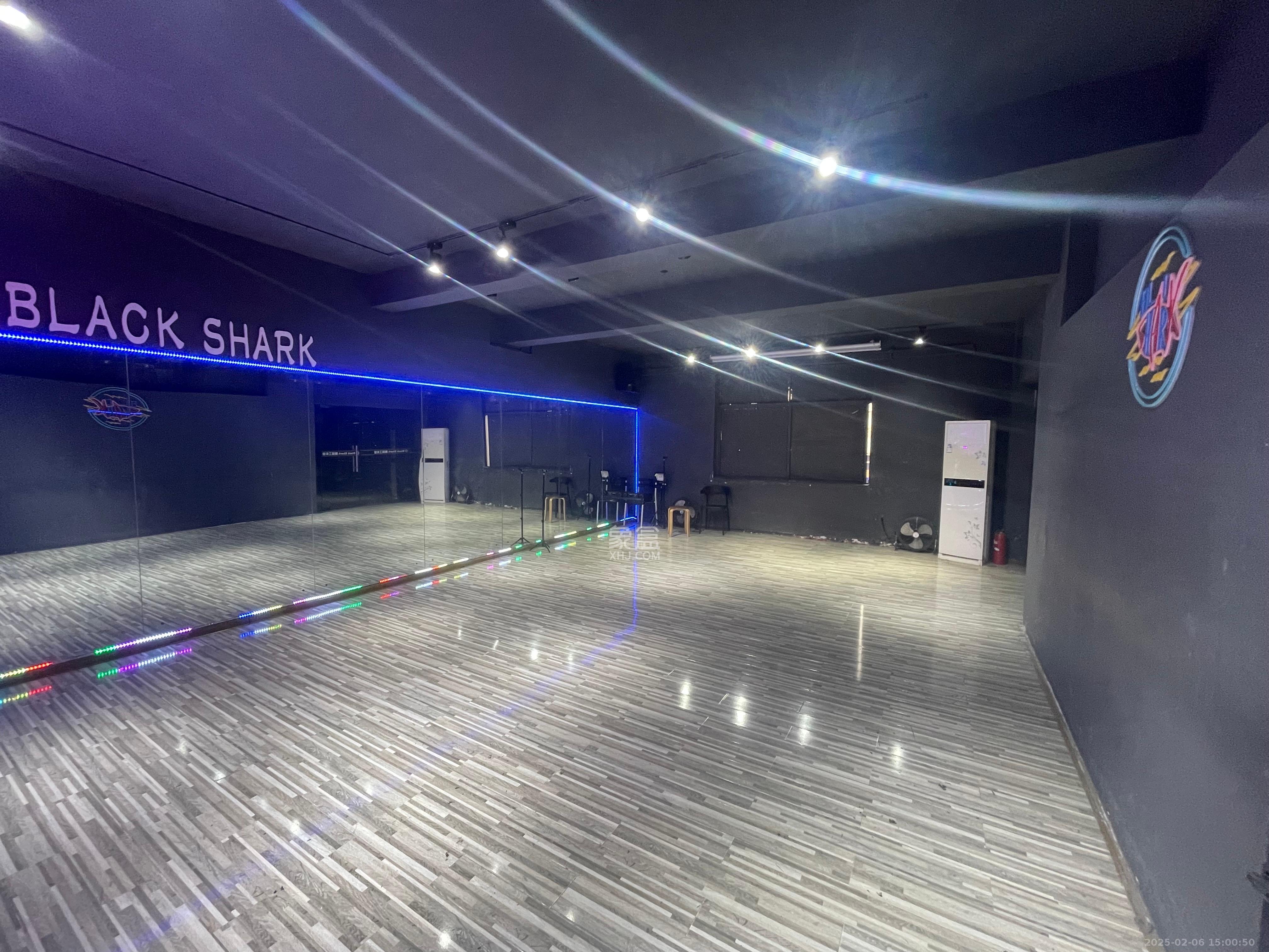 凯华大厦 3室1厅2卫 15000.0元/月 凯华大厦 3室1厅2卫 15000.0元/月室内图