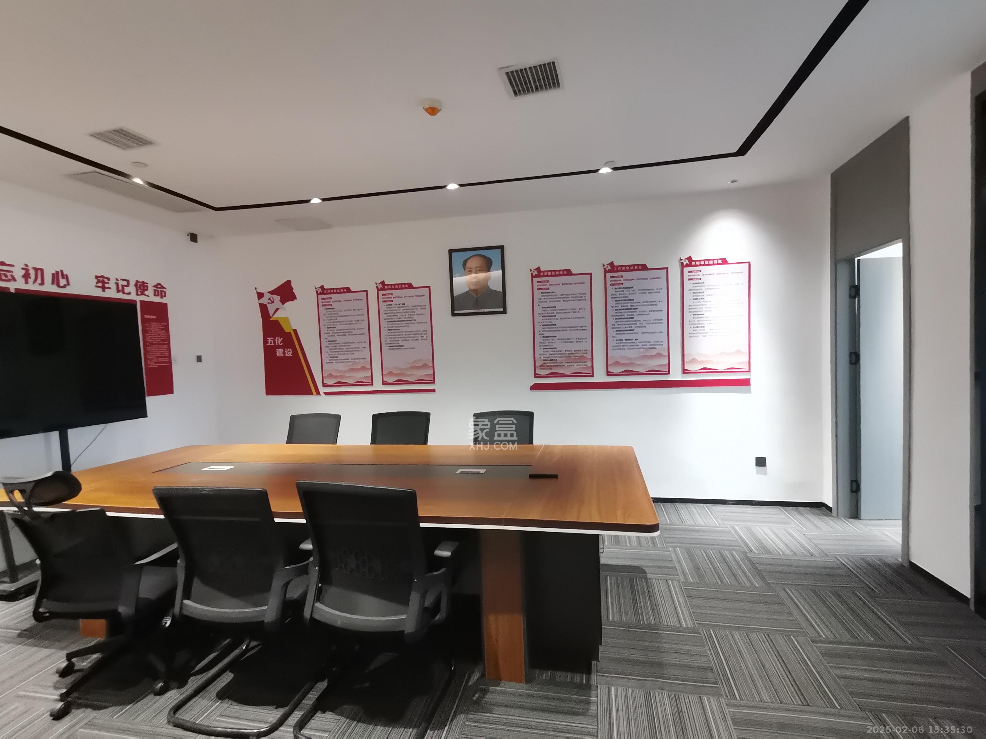 世茂铂曼 1室1厅1卫 13500.0元/月 世茂铂曼 1室1厅1卫 13500.0元/月室内图