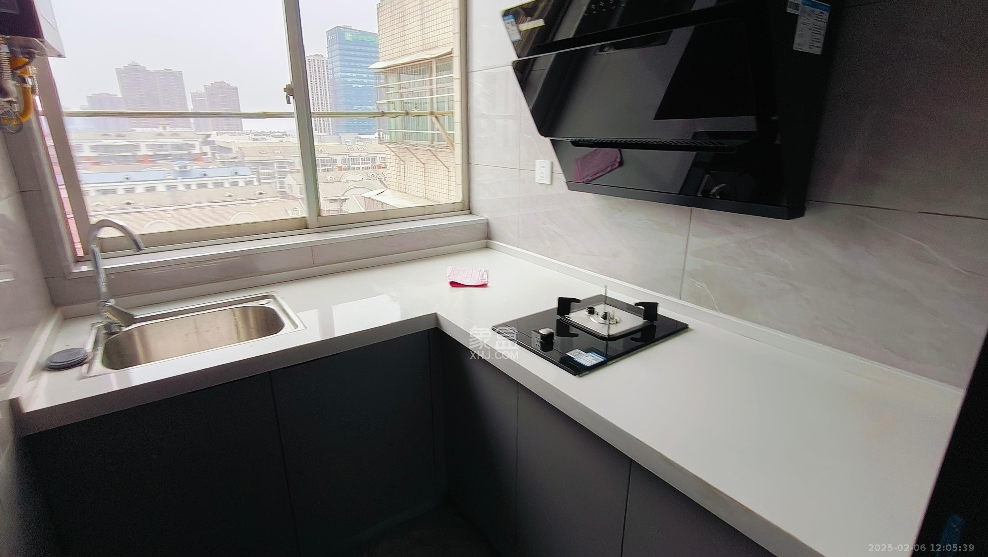 四季如春酒店(原名鑫元大酒店) 1室0厅0卫 2000.0元/月 四季如春酒店(原名鑫元大酒店) 1室0厅0卫 2000.0元/月室内图