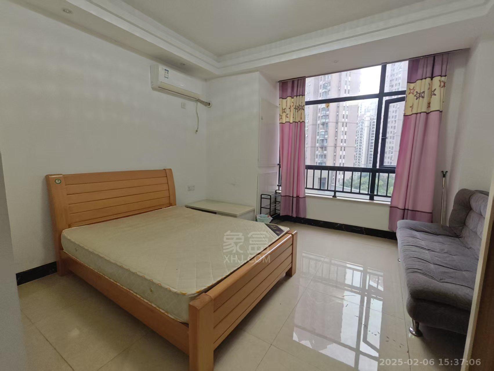 湘银星城 1室1厅1卫 1100.0元/月 湘银星城 1室1厅1卫 1100.0元/月室内图