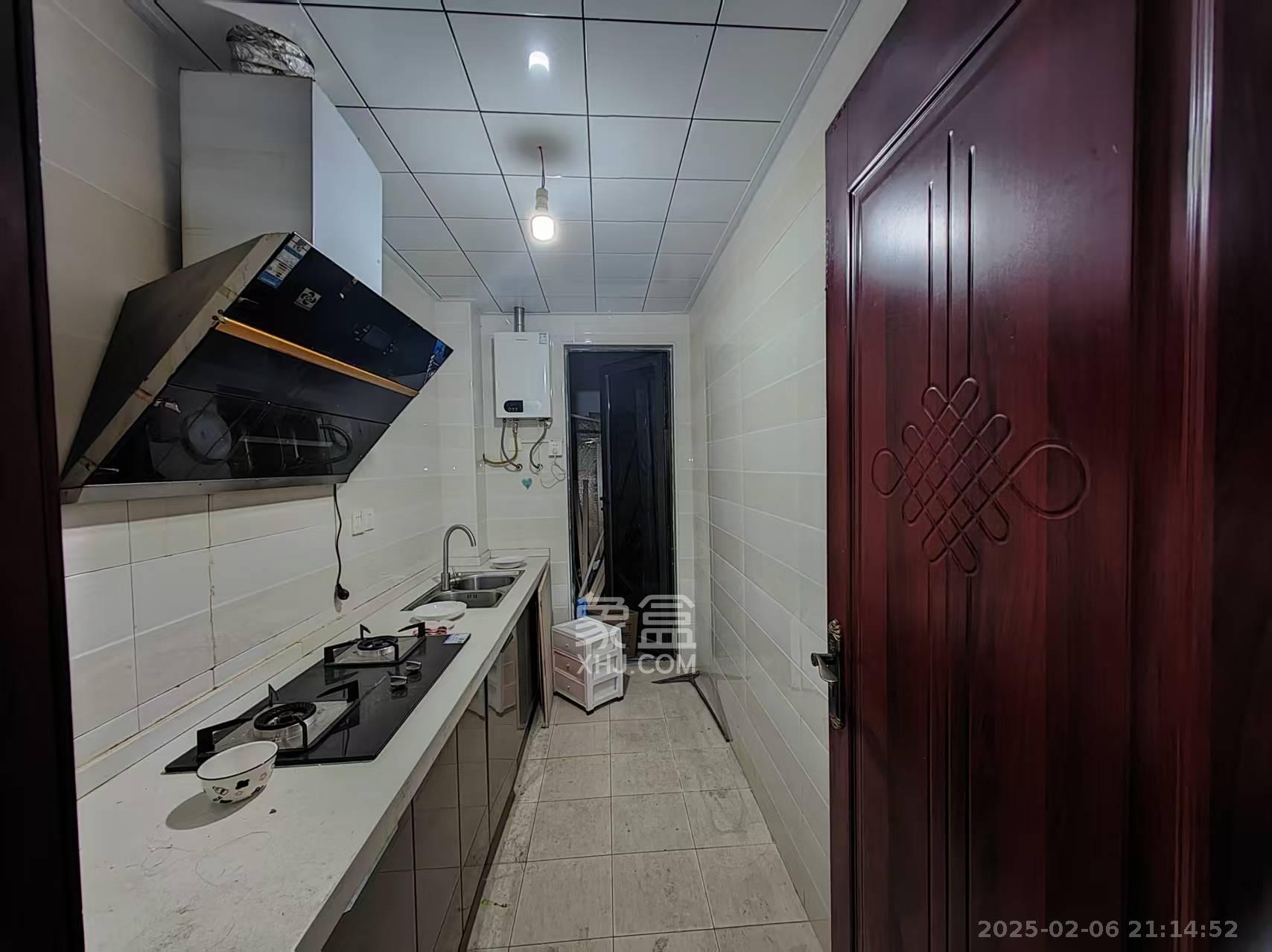 阳光城尚东湾学园区 2室1厅1卫 2200.0元/月 阳光城尚东湾学园区 2室1厅1卫 2200.0元/月室内图