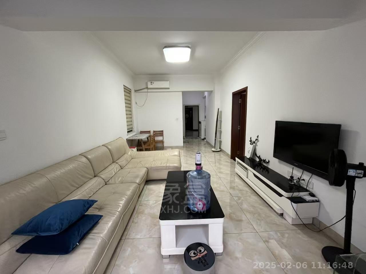 流金岁月-华晨国际 1室1厅1卫 1600.0元/月 流金岁月-华晨国际 1室1厅1卫 1600.0元/月室内图