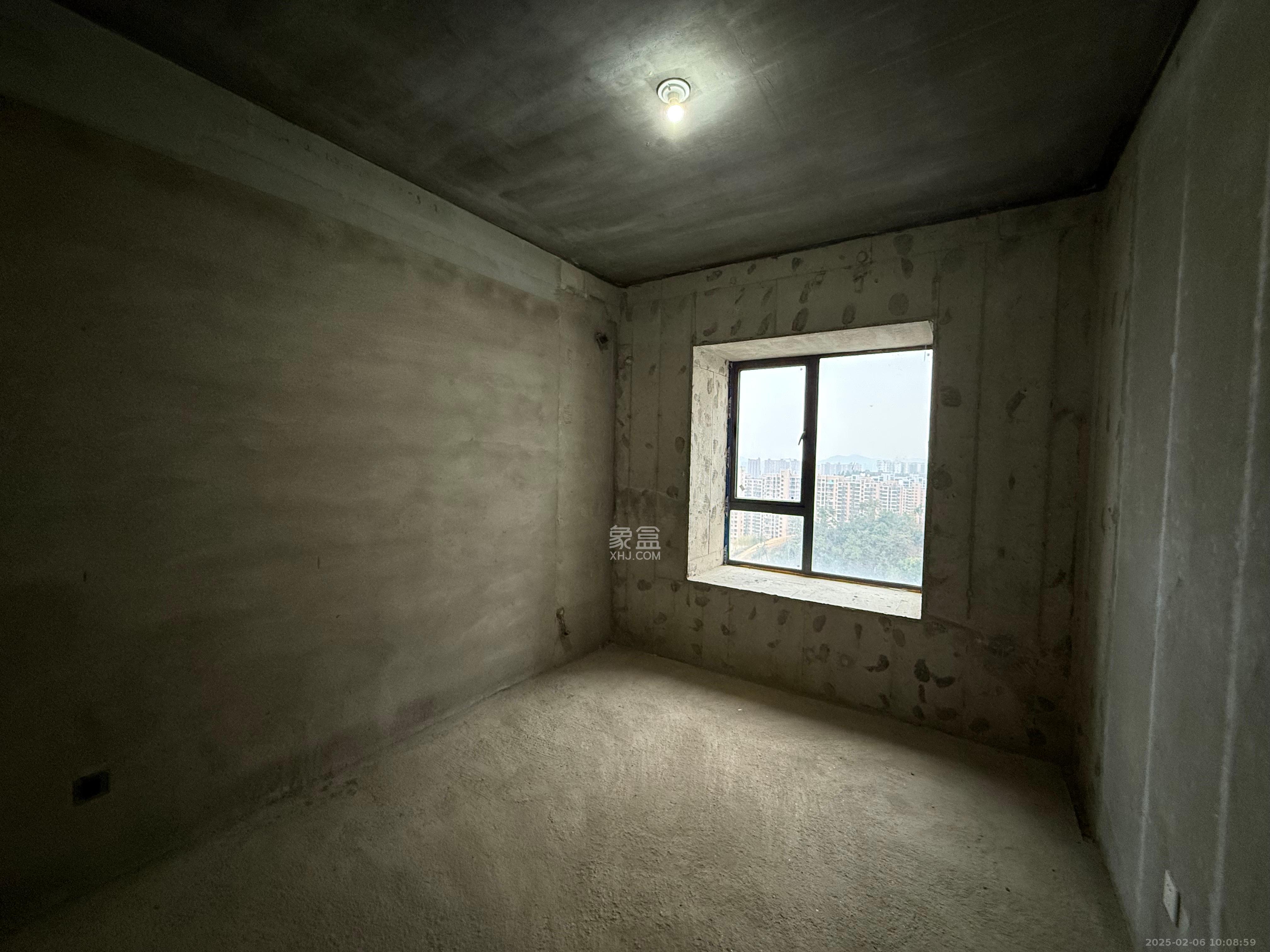 谷峰安置小区(惟德园) 4室2厅2卫 2000.0元/月 谷峰安置小区(惟德园) 4室2厅2卫 2000.0元/月室内图