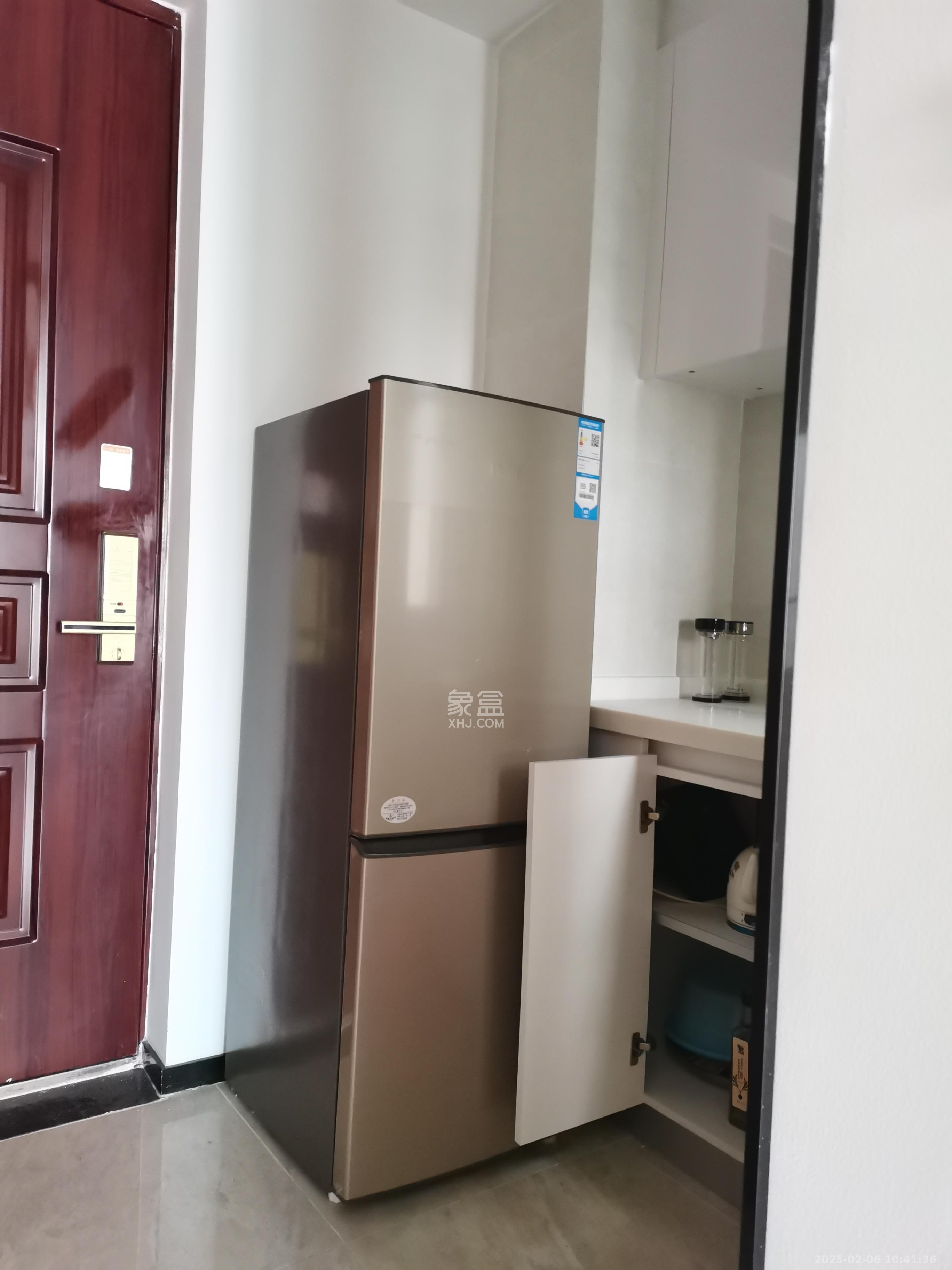 中海梅溪湖壹号 1室1厅1卫 2000.0元/月 中海梅溪湖壹号 1室1厅1卫 2000.0元/月室内图