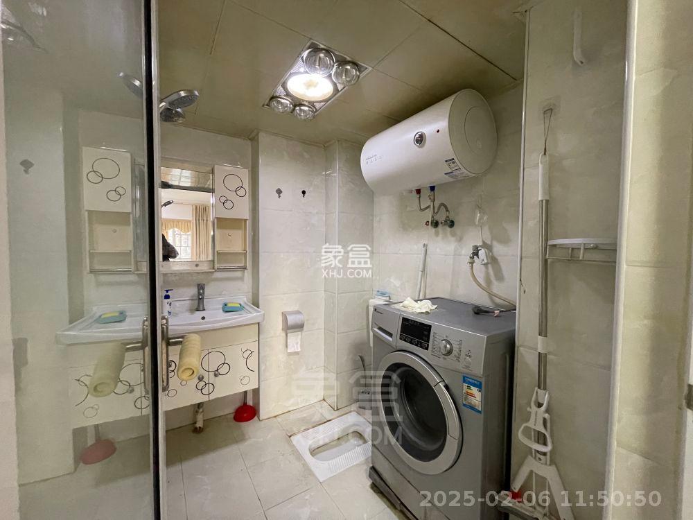 美的城三期 1室1厅1卫 1200.0元/月 美的城三期 1室1厅1卫 1200.0元/月室内图