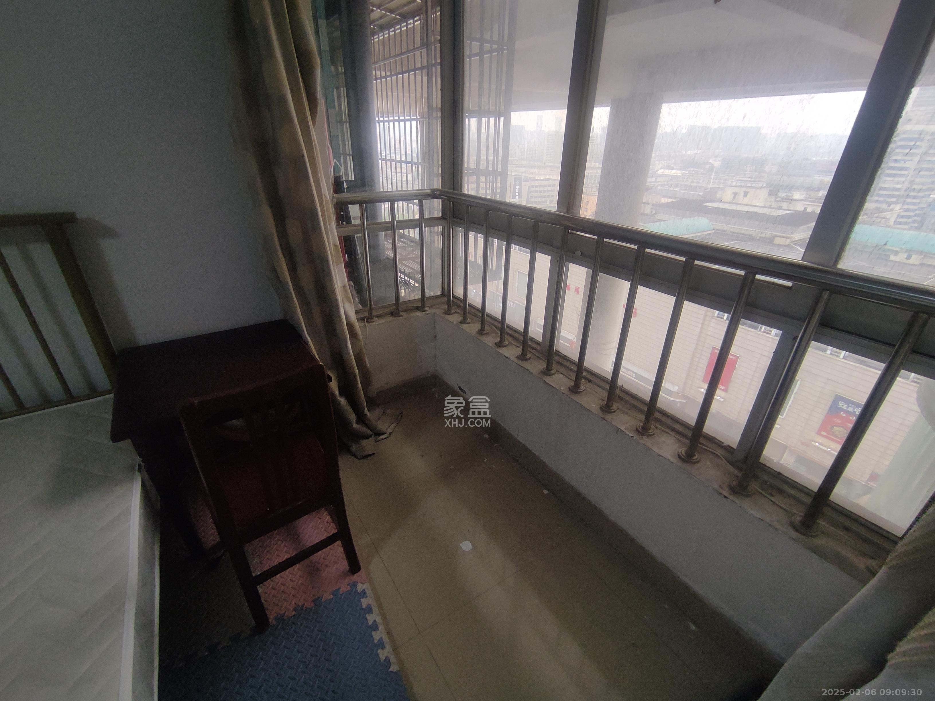 锦华时代 1室1厅1卫 1400.0元/月 锦华时代 1室1厅1卫 1400.0元/月室内图