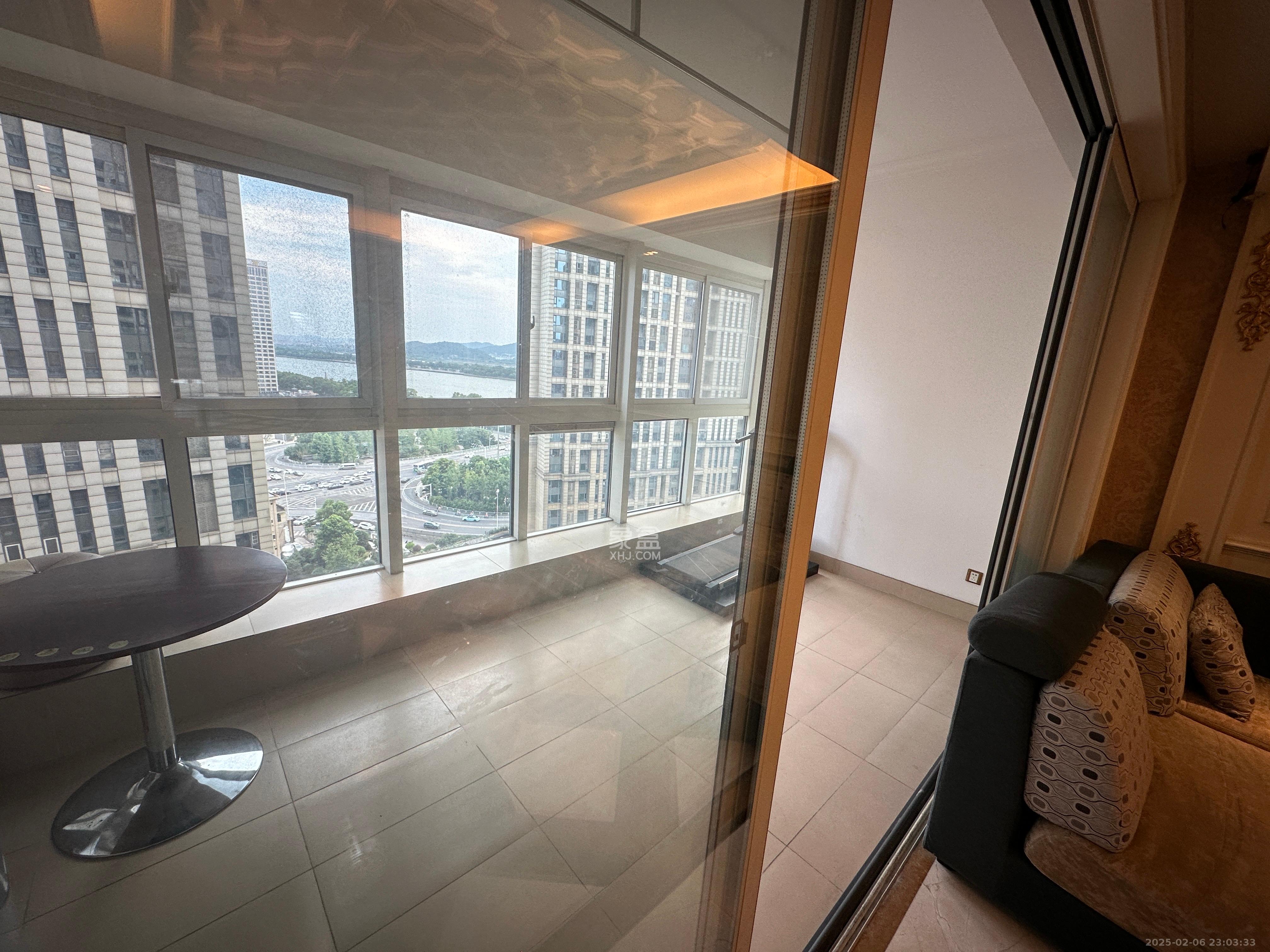 万达公馆 4室2厅3卫 8500.0元/月 万达公馆 4室2厅3卫 8500.0元/月室内图