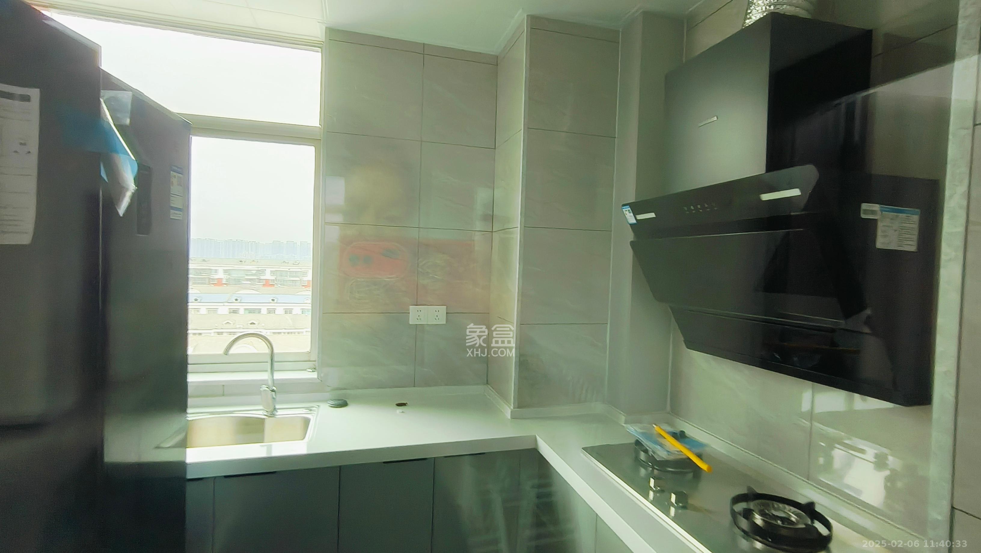 四季如春酒店(原名鑫元大酒店) 1室0厅0卫 1800.0元/月 四季如春酒店(原名鑫元大酒店) 1室0厅0卫 1800.0元/月室内图