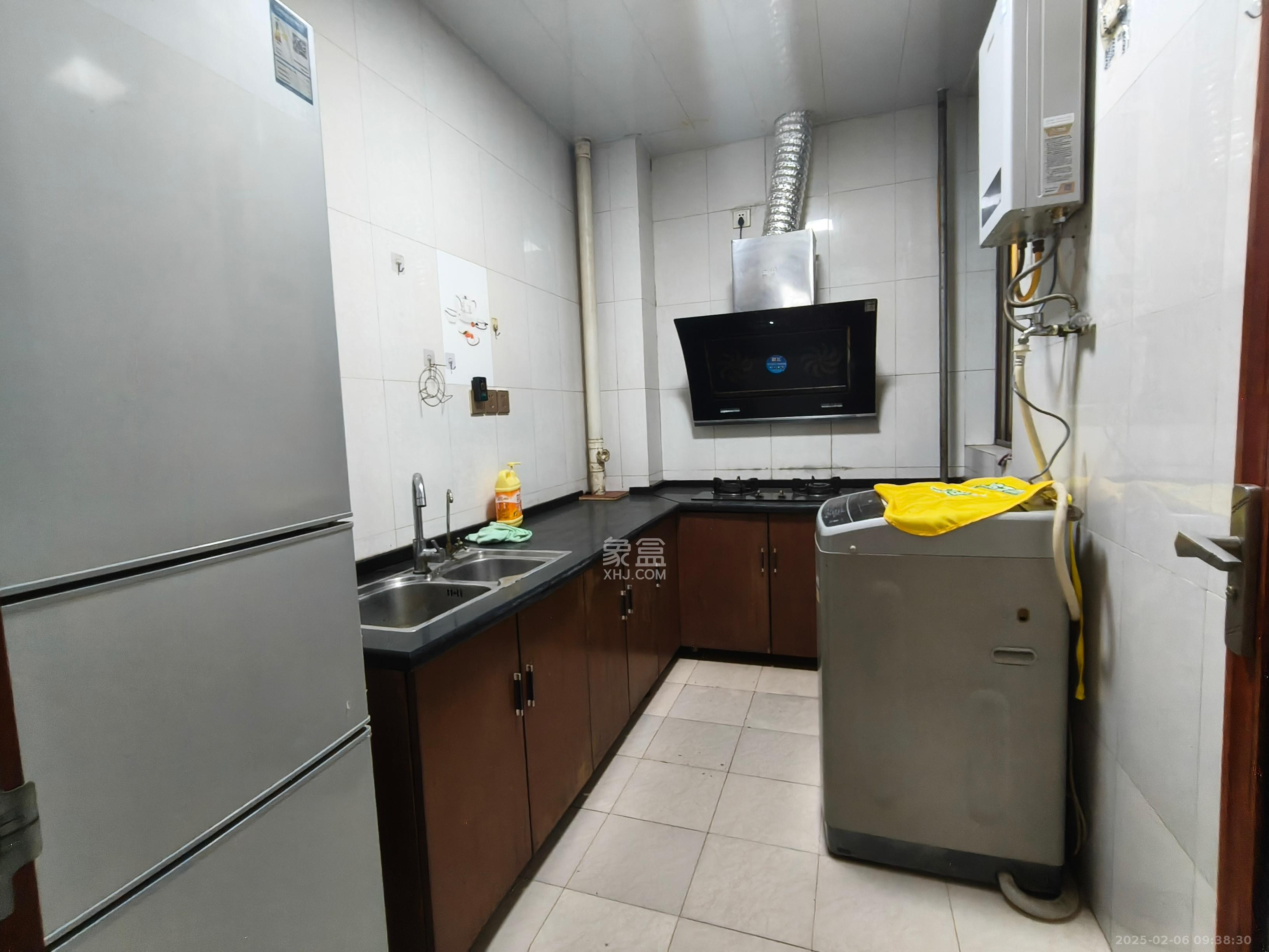 兴联母山小区 2室2厅1卫 1200.0元/月 兴联母山小区 2室2厅1卫 1200.0元/月室内图