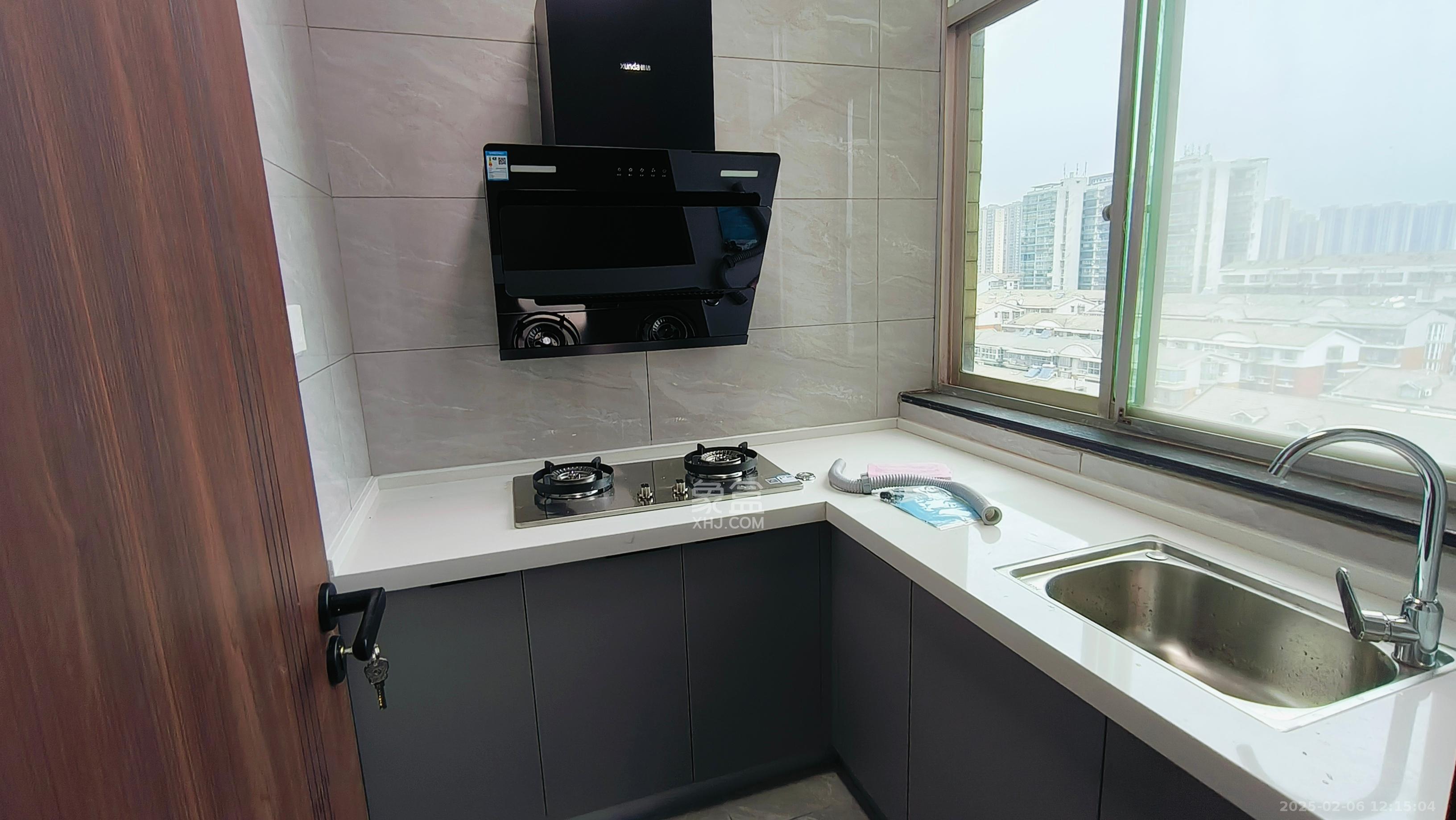 四季如春酒店(原名鑫元大酒店) 1室0厅0卫 2000.0元/月 四季如春酒店(原名鑫元大酒店) 1室0厅0卫 2000.0元/月室内图