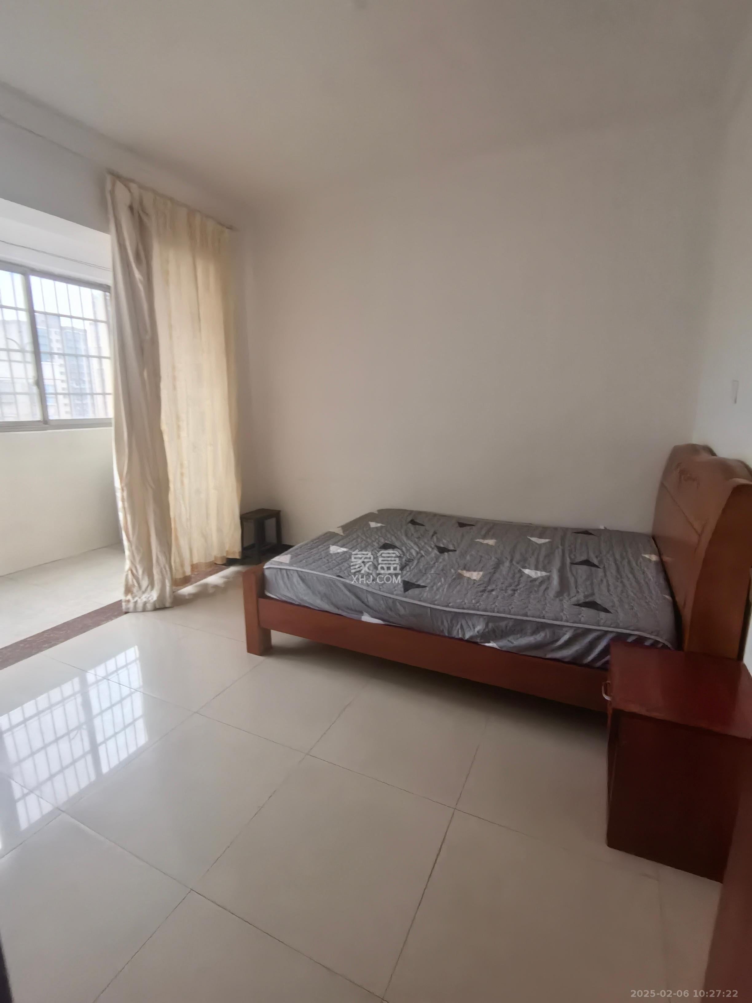 和太坪小区 1室0厅0卫 1300.0元/月 和太坪小区 1室0厅0卫 1300.0元/月室内图