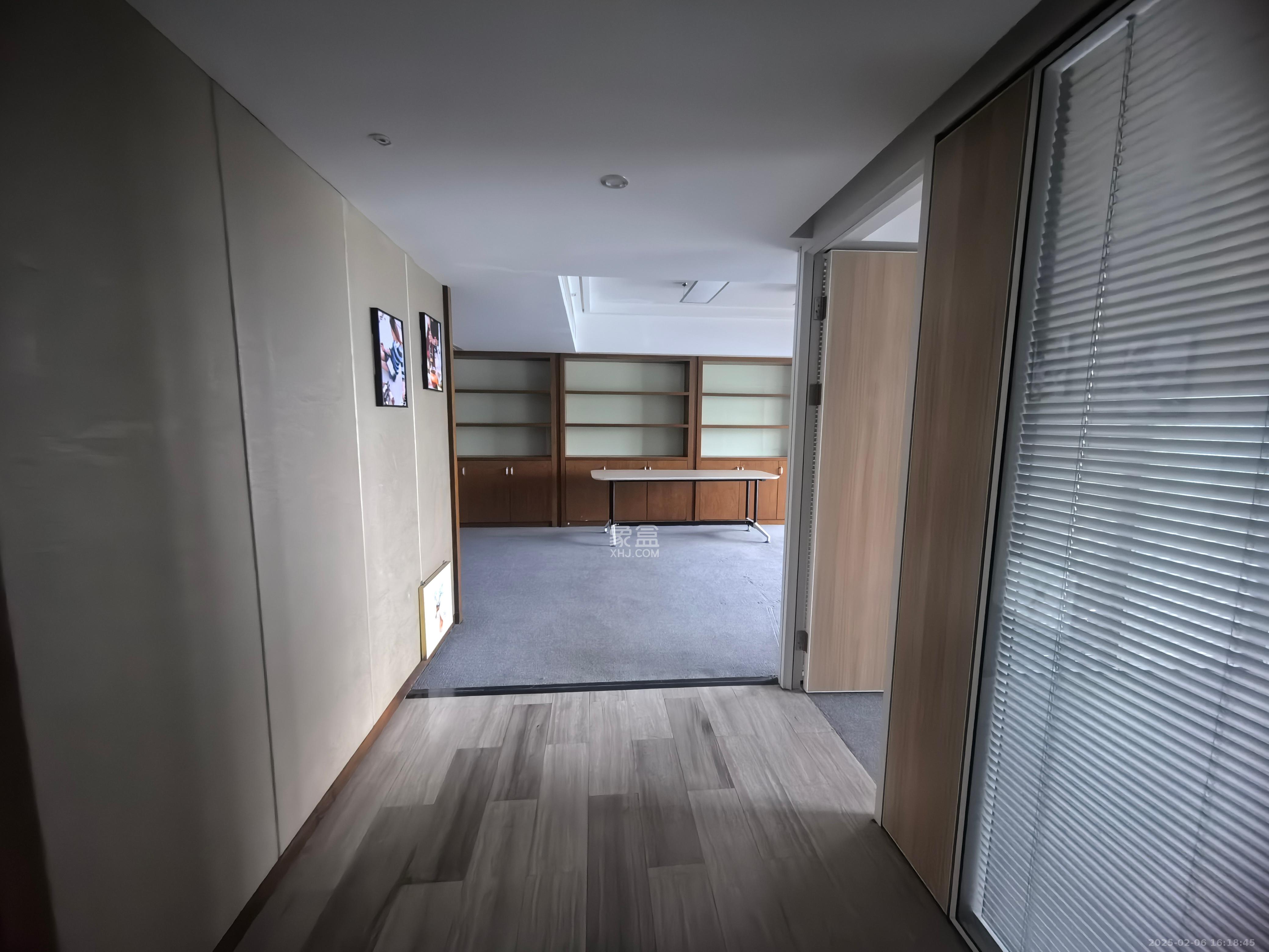 保利国际广场  1室0厅0卫    5000.0元/月 保利国际广场  1室0厅0卫    5000.0元/月室内图