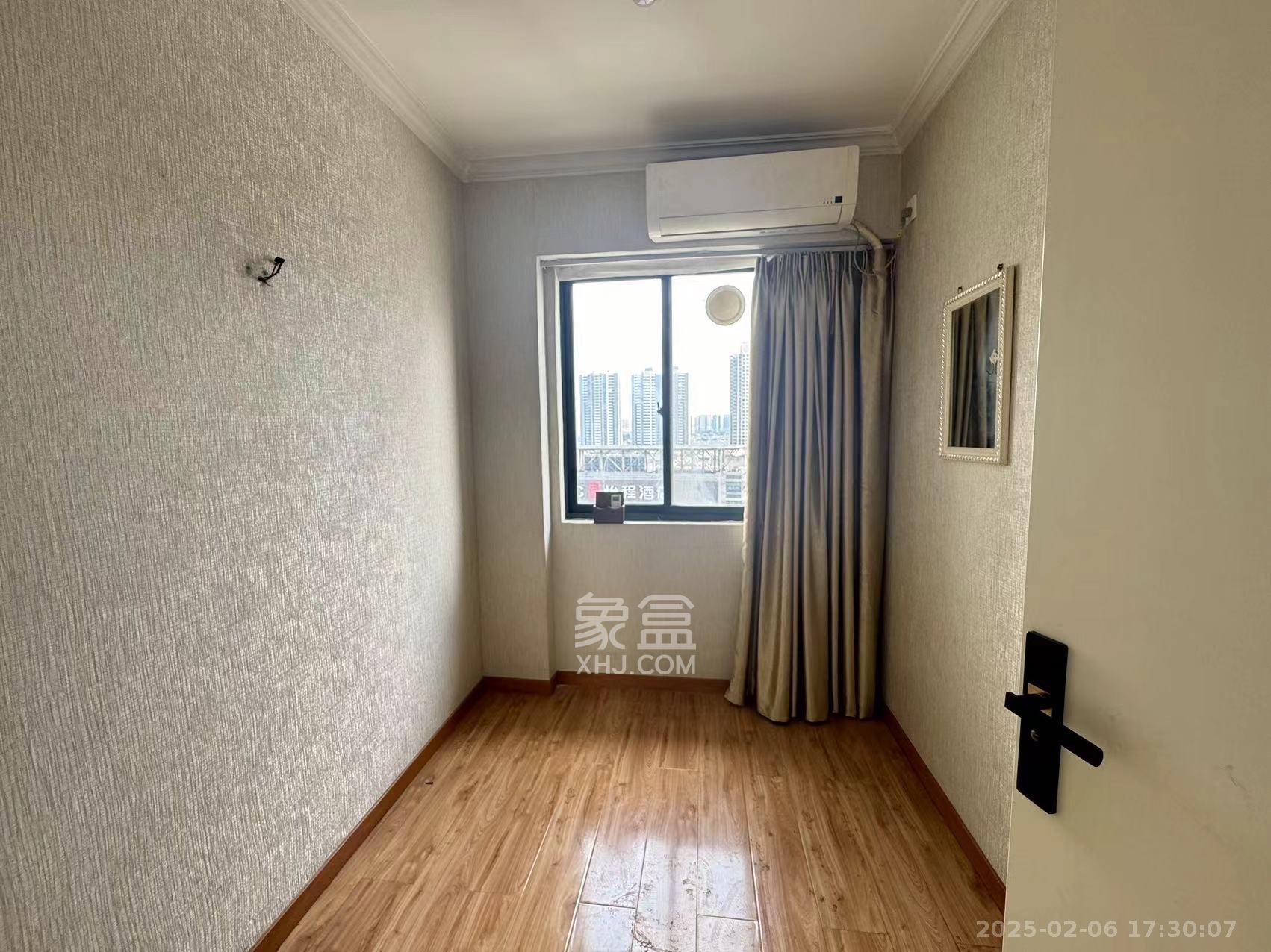 上东印象 4室2厅1卫 2800.0元/月 上东印象 4室2厅1卫 2800.0元/月室内图